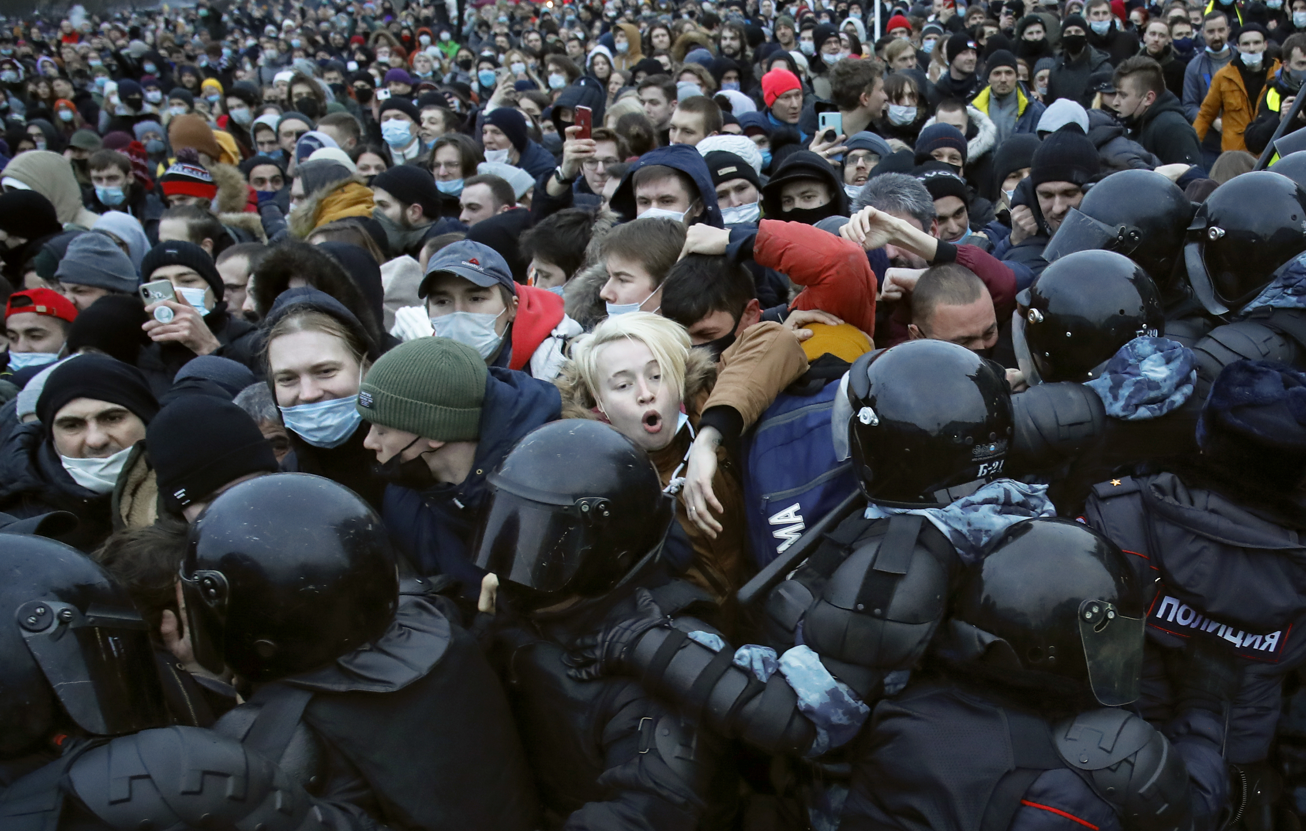 Anti-Putin protests in Russia press for release of Alexei Navalny - Vimarsana News