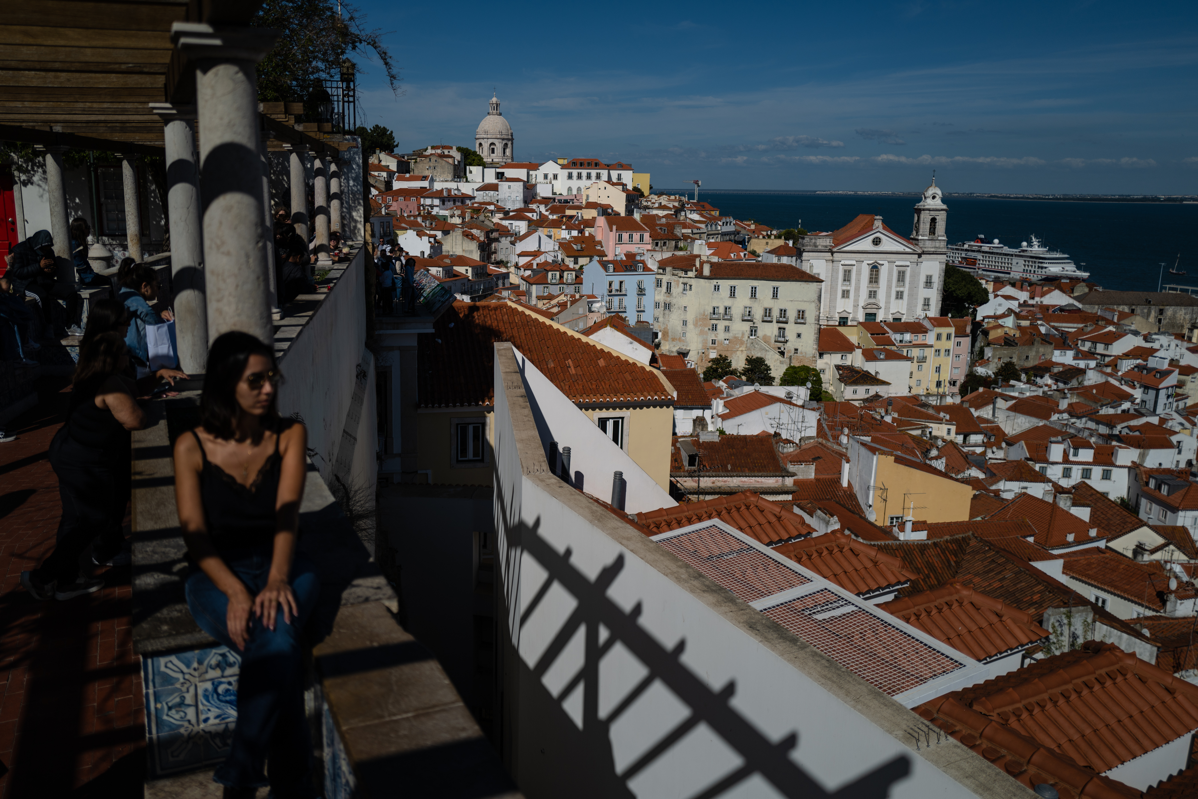Expats are moving to Portugal, taking gentrification with them - Vimarsana News