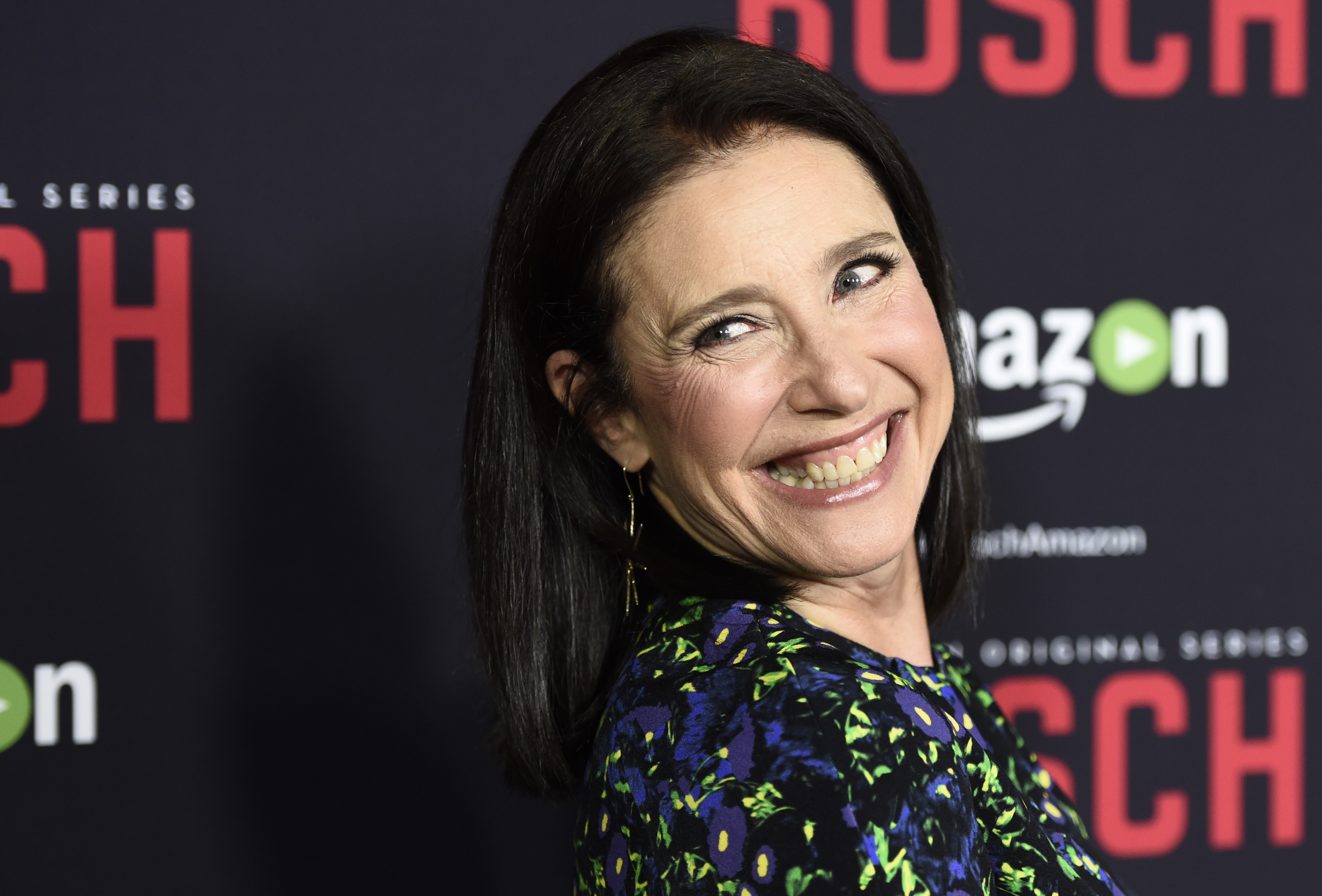 'This is me, this is my face': Actress Mimi Rogers on aging naturally, without cosmetic surgery - Vimarsana News