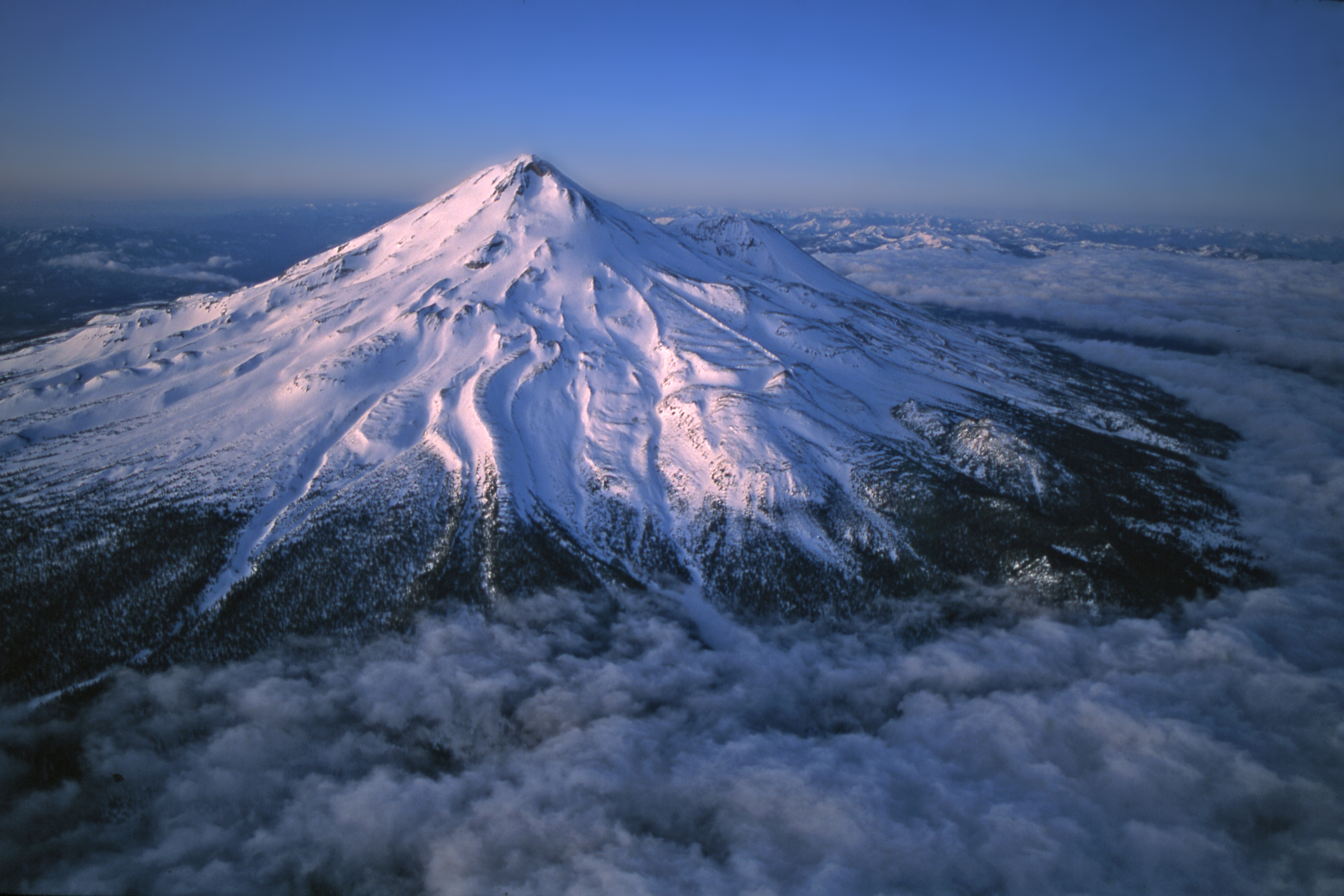 How climbing California's Mt. Shasta ended in a death - Vimarsana News