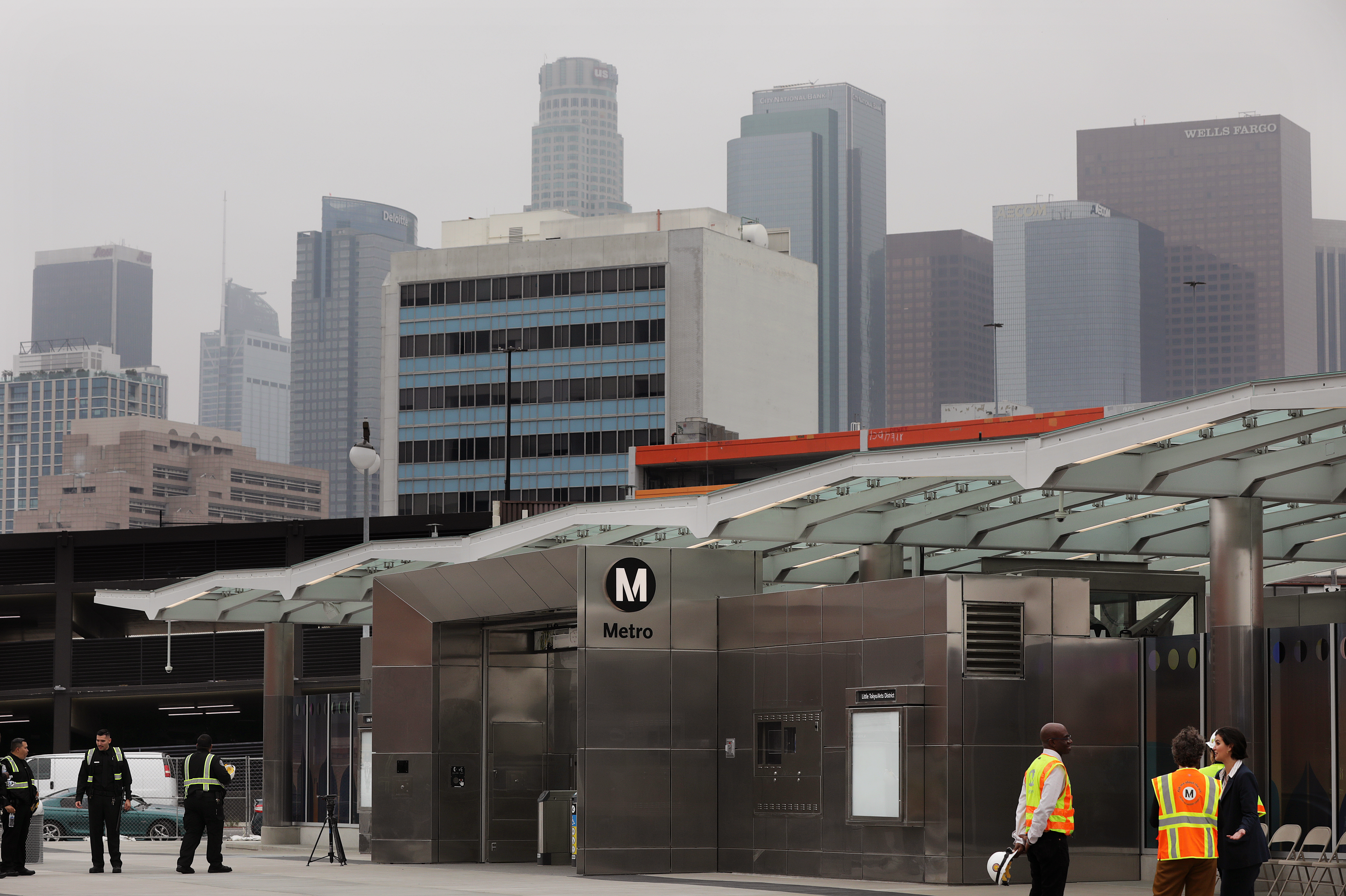 Metro Regional Connector speeds trips through downtown L.A. How to navigate it - Vimarsana News
