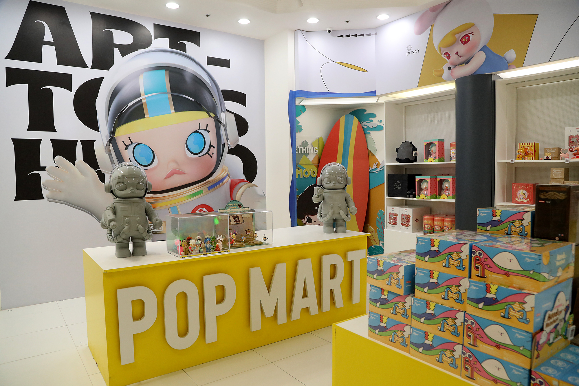 What's in the box? Toy store Pop Mart pops up at South Coast Plaza - Vimarsana News