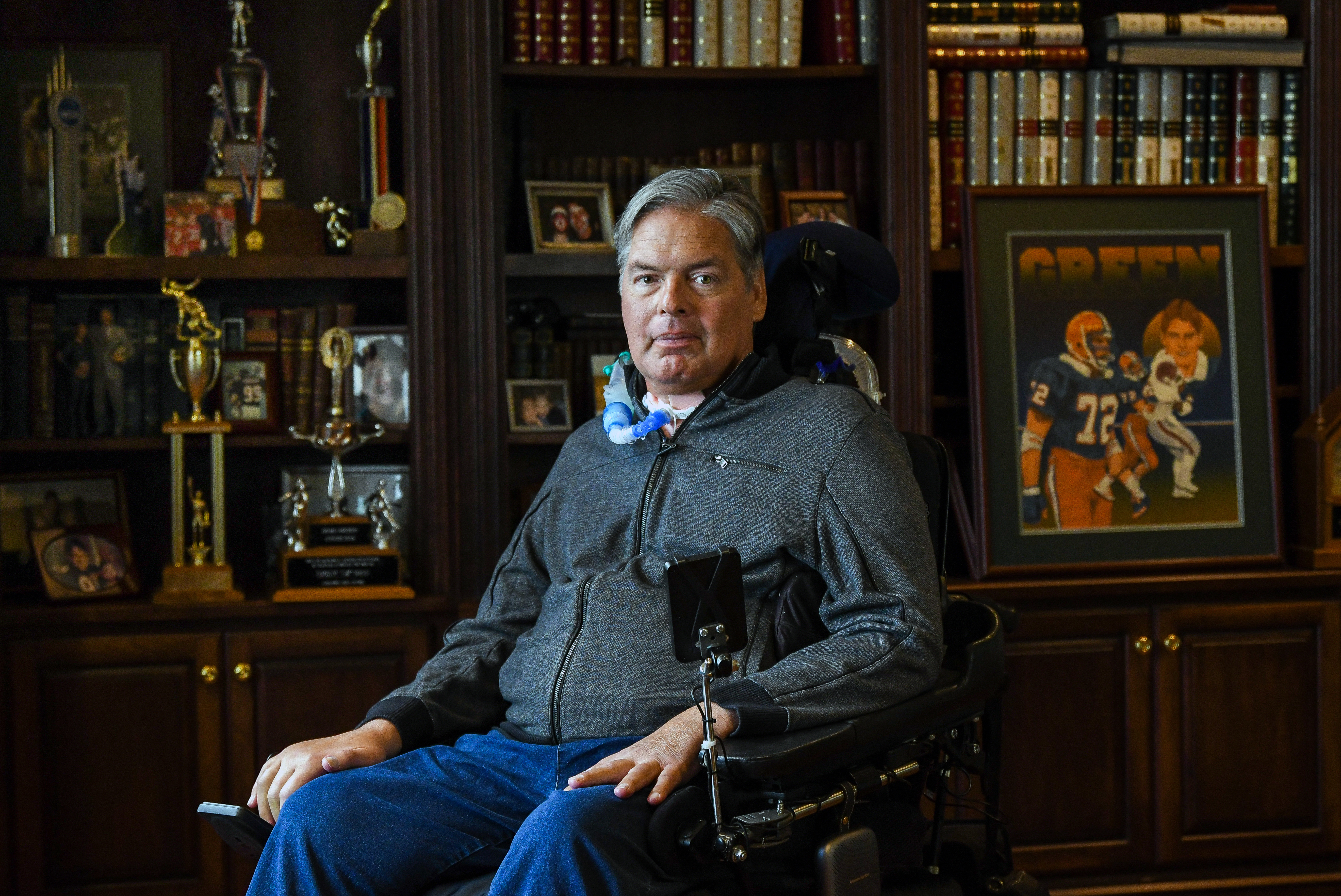 Nearly silenced by ALS, an ex-NFL pro thrives telling his story - Vimarsana News
