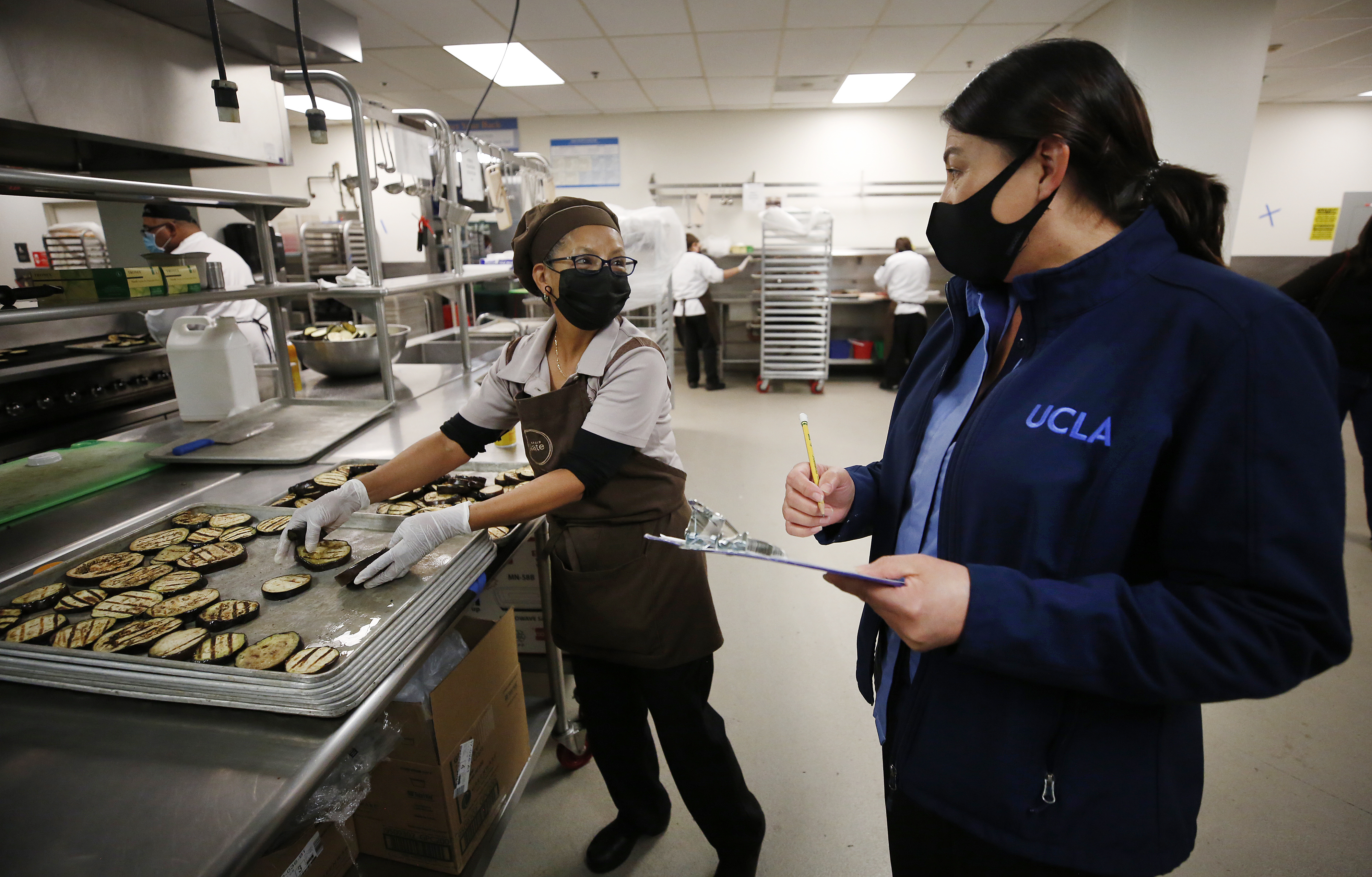 UC chancellors urge tuition hike amid financial crisis - Vimarsana News
