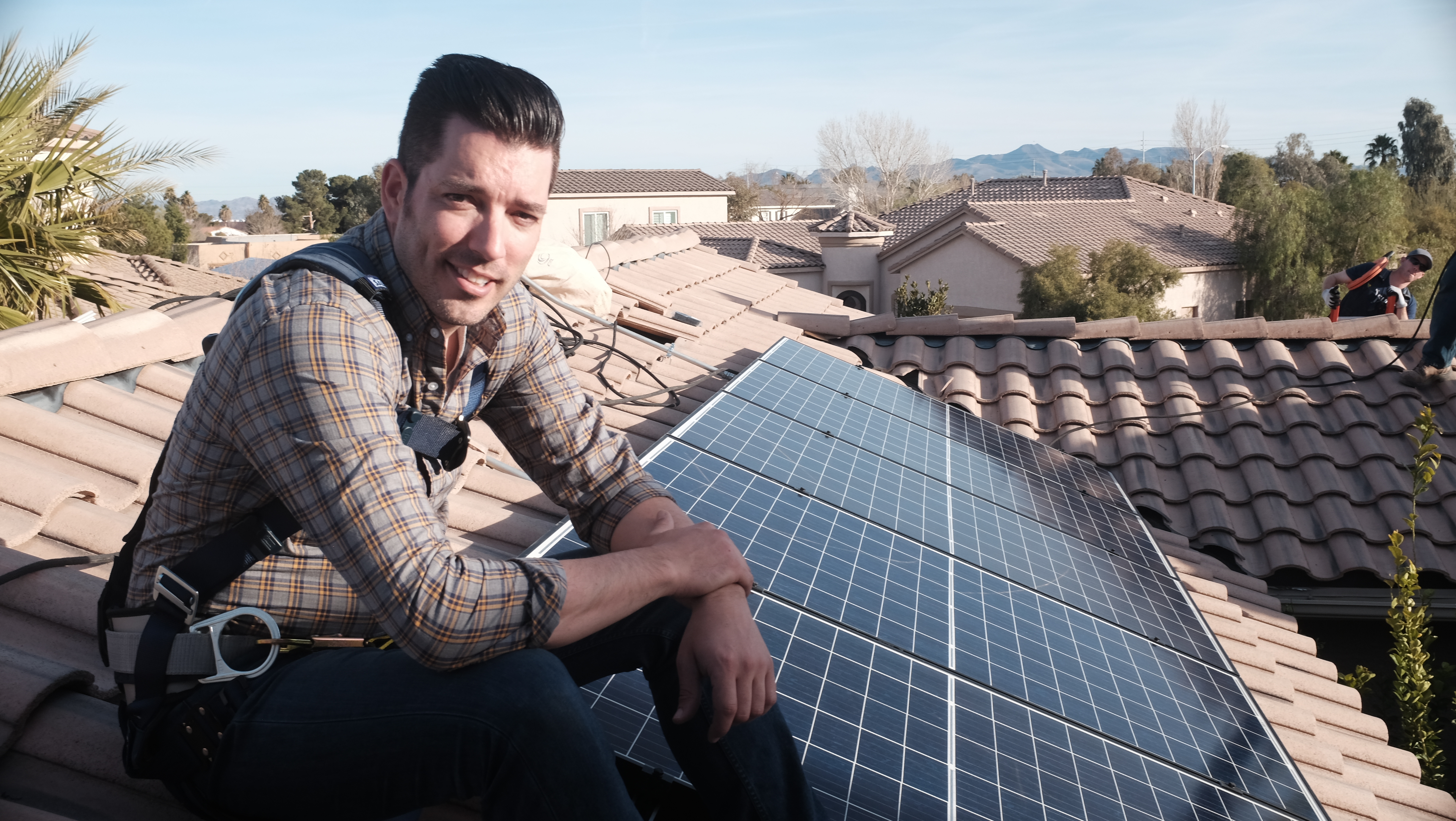Star of HGTV's 'Property Brothers' fights for solar power - Vimarsana News