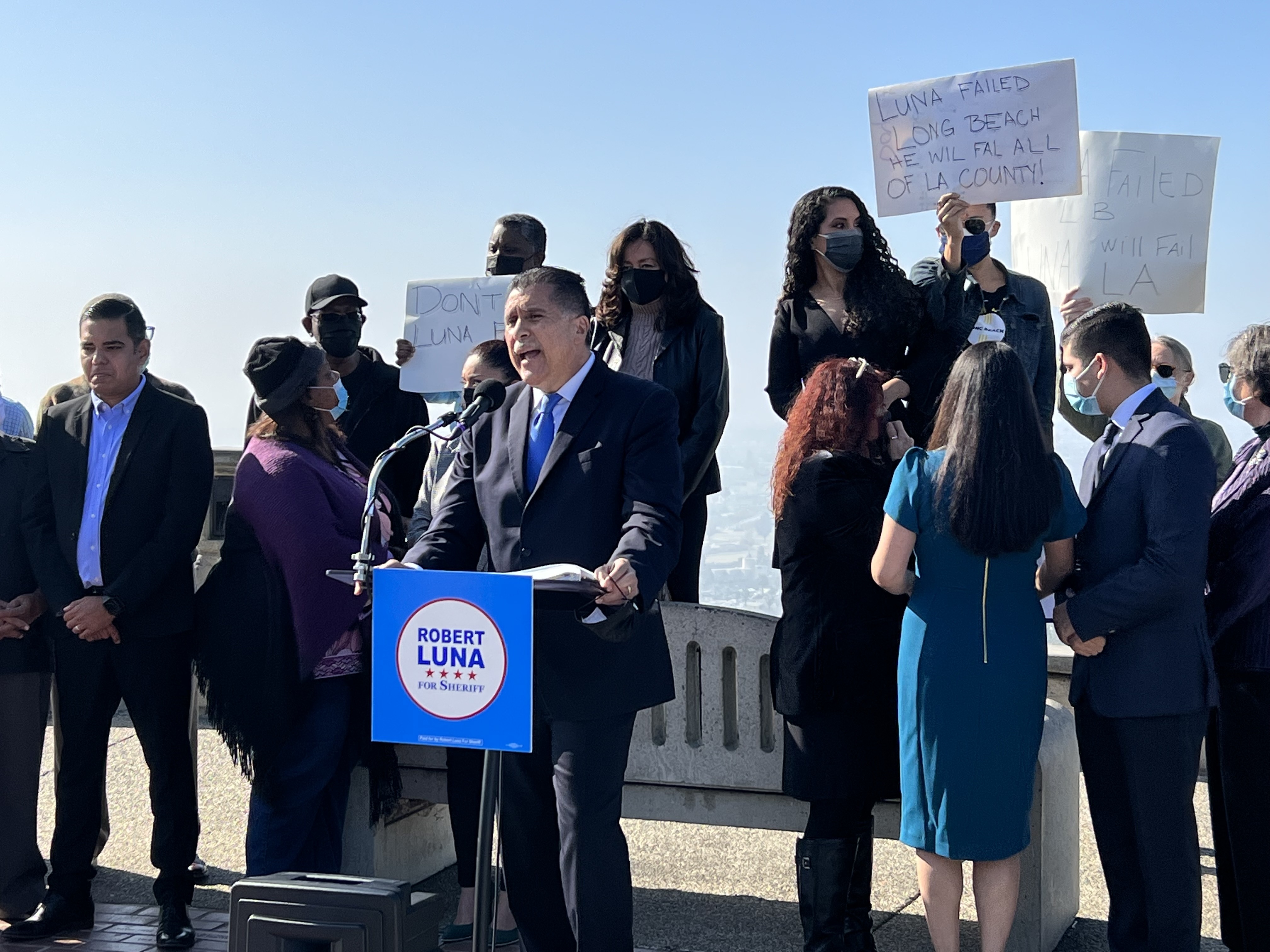 Long Beach Police Chief Robert Luna enters race for L.A. County sheriff - Vimarsana News