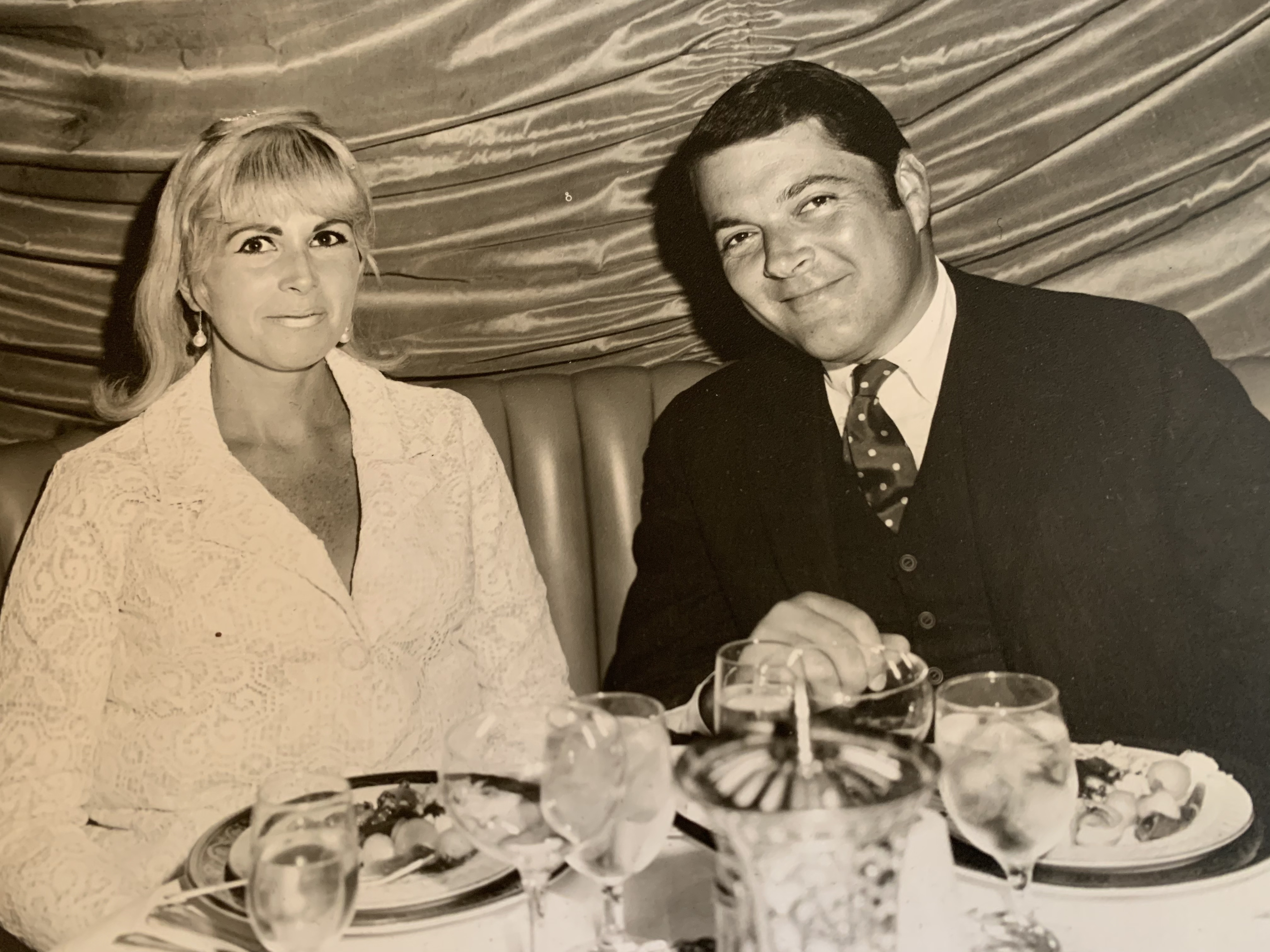 Delle Bohrman, screenwriter and wife of L.A. TV host, dies - Vimarsana News