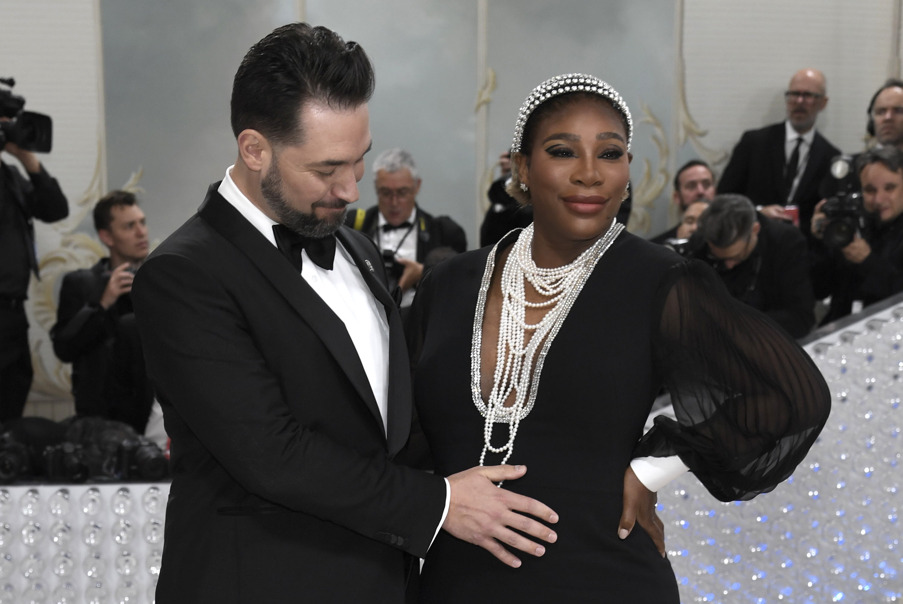 Met Gala 2023: Pregnant Serena Williams debuts baby bump - Vimarsana News