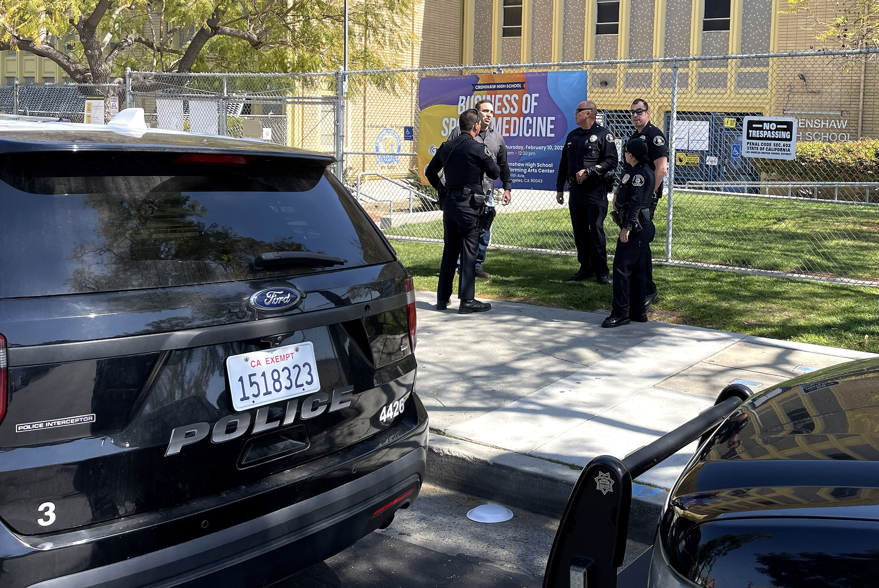 Police break up Crenshaw High fight, seize gun at other campus - Vimarsana News