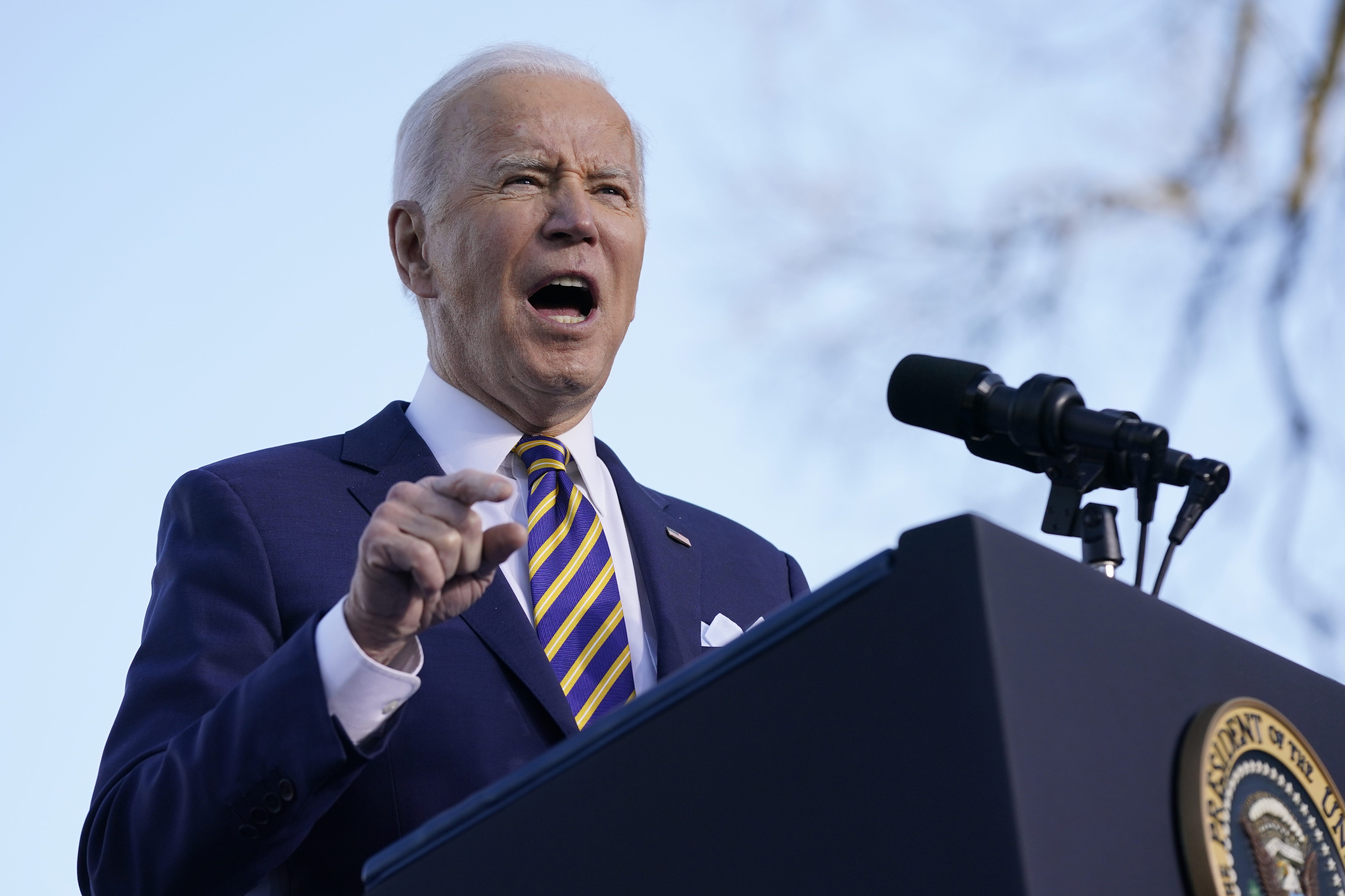 Today's Headlines: Biden endorses changing Senate rules to pass voting rights protections - Vimarsana News