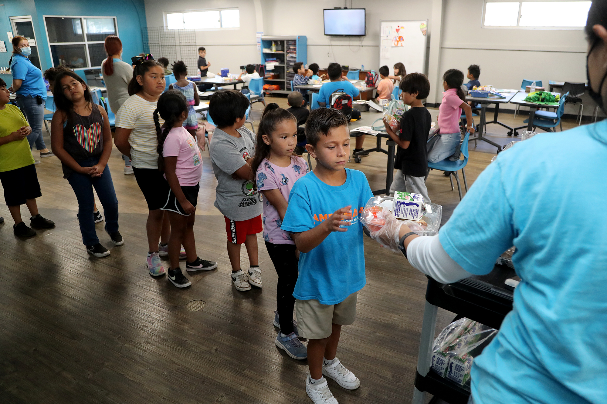 Second Harvest and Meals on Wheels partner to feed O.C. kids for the summer - Vimarsana News