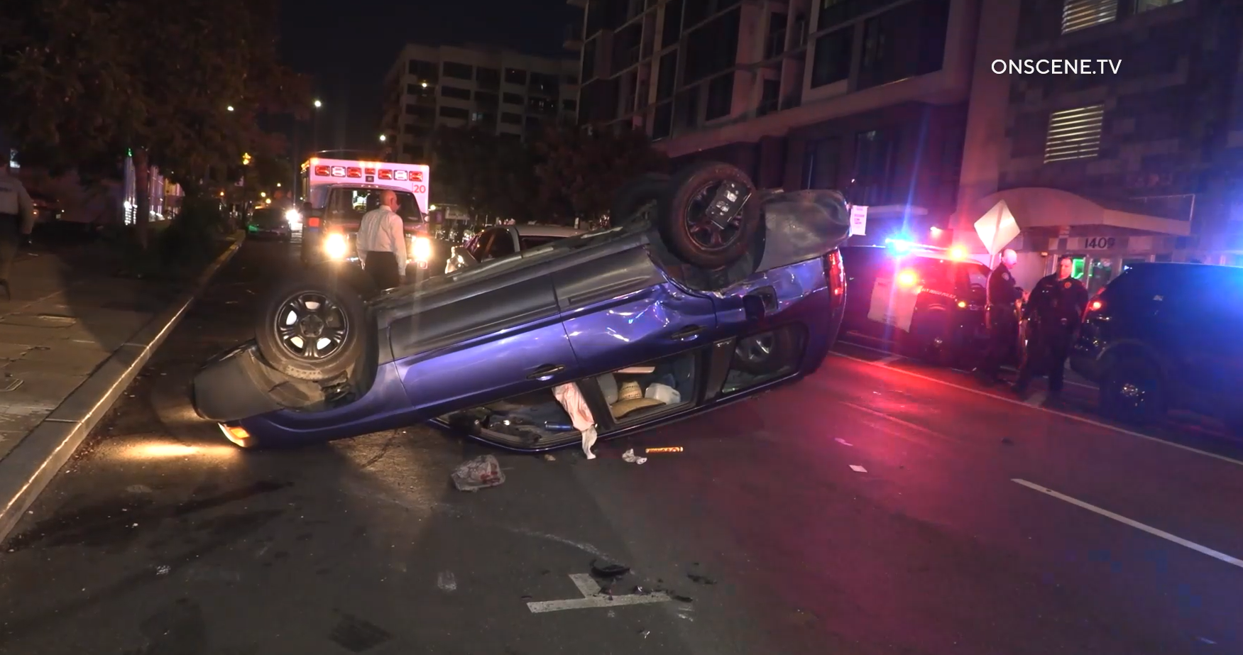 Driver accused of wrong-way crash, punching 3 law enforcement officers in the face - Vimarsana News
