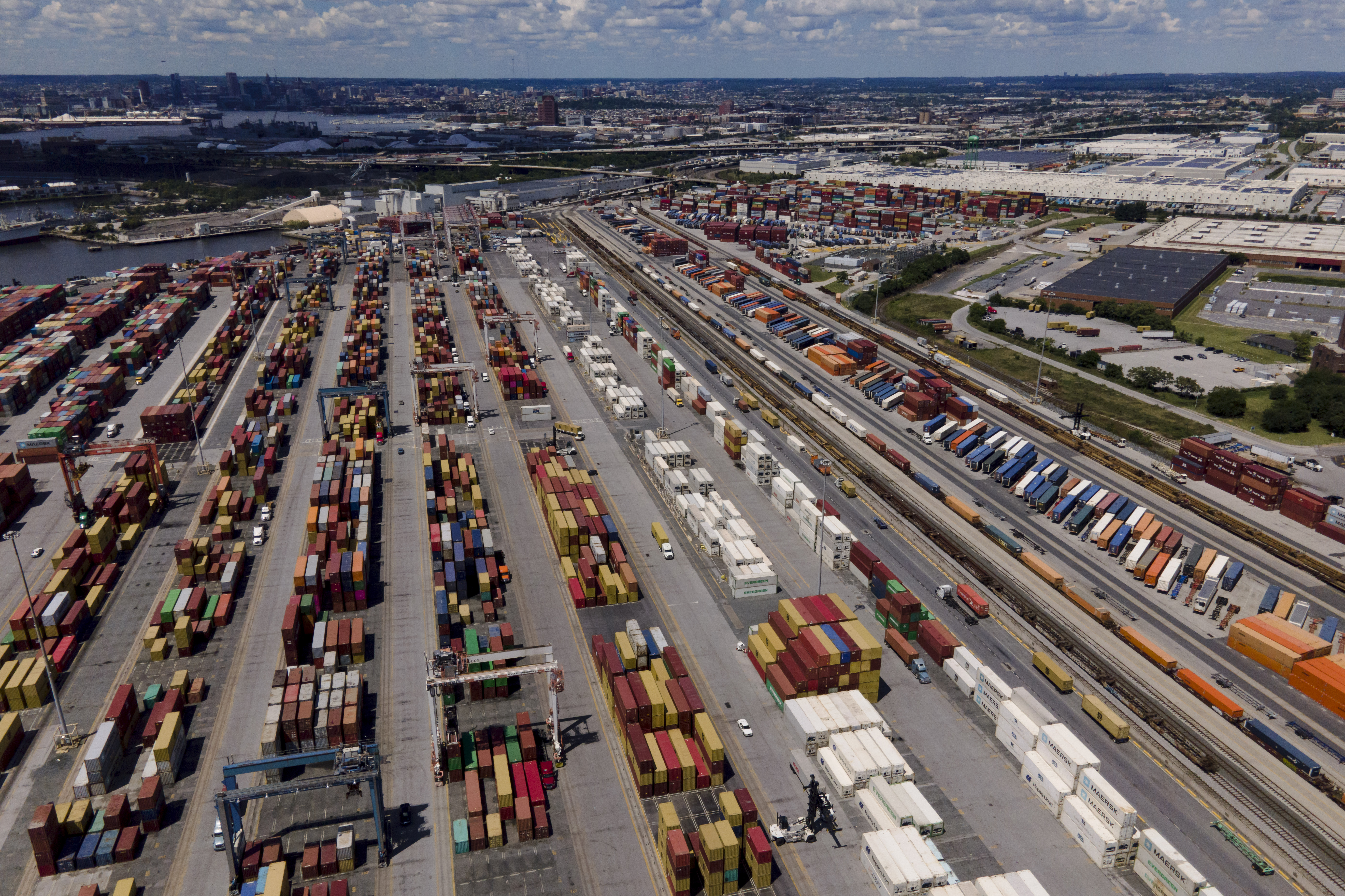 How will the Baltimore bridge collapse affect prices and the West Coast? - Vimarsana News