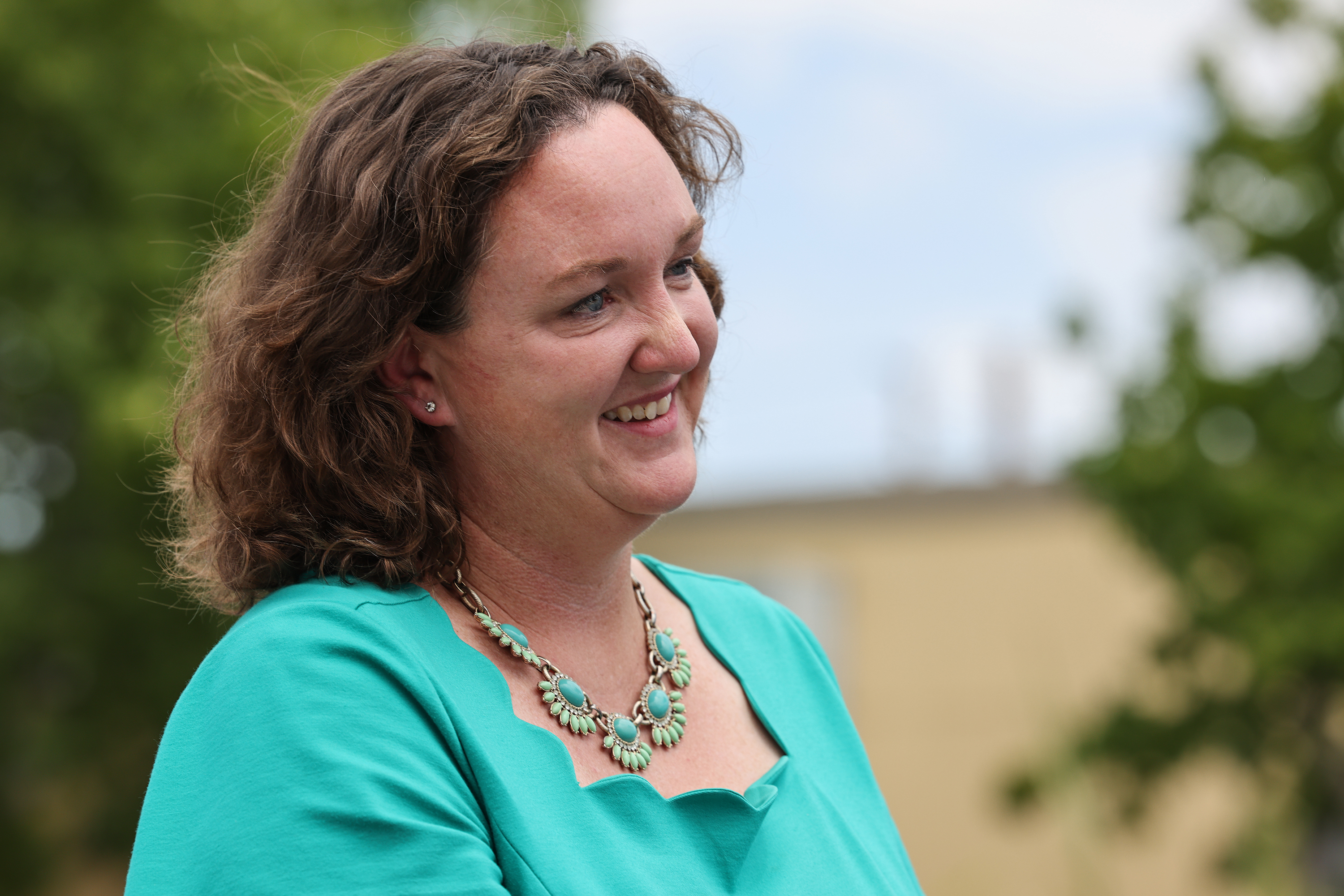 Katie Porter faces criticism over her house at UC Irvine - Vimarsana News