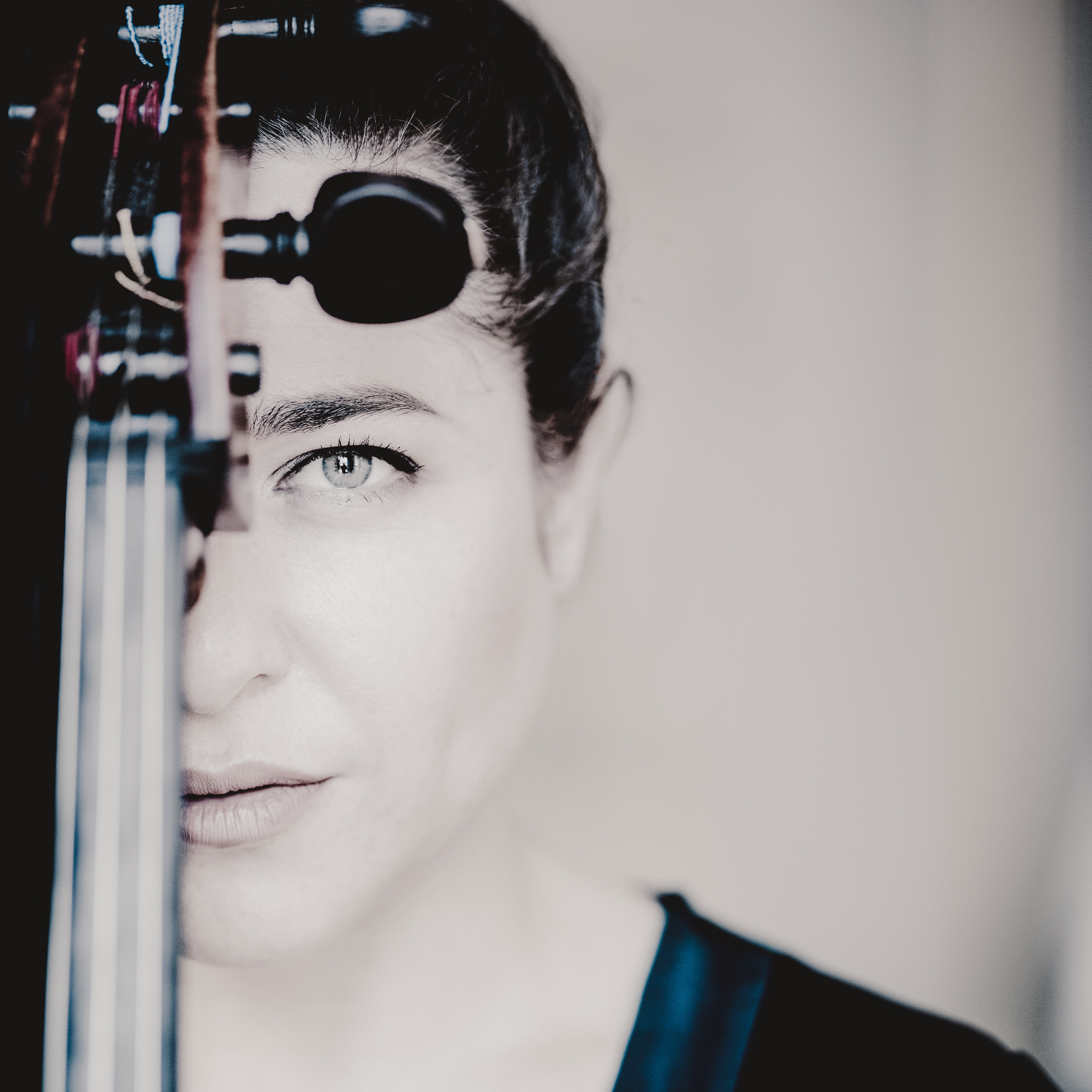 Oh, baby! Cellist Alisa Weilerstein gives birth to a daughter and a new album - Vimarsana News