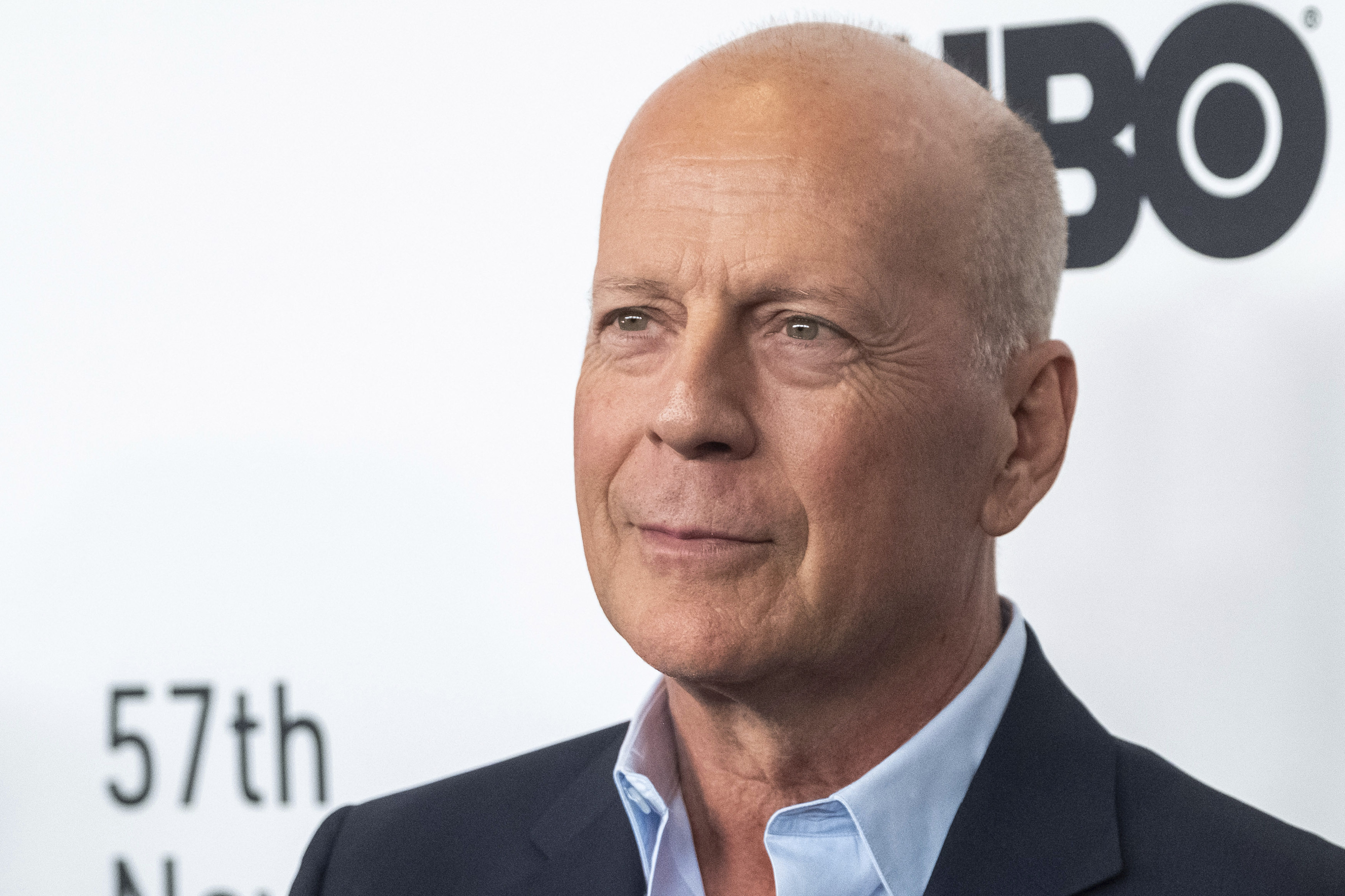 Bruce Willis' aphasia was suspected by coworkers for years. - Vimarsana News