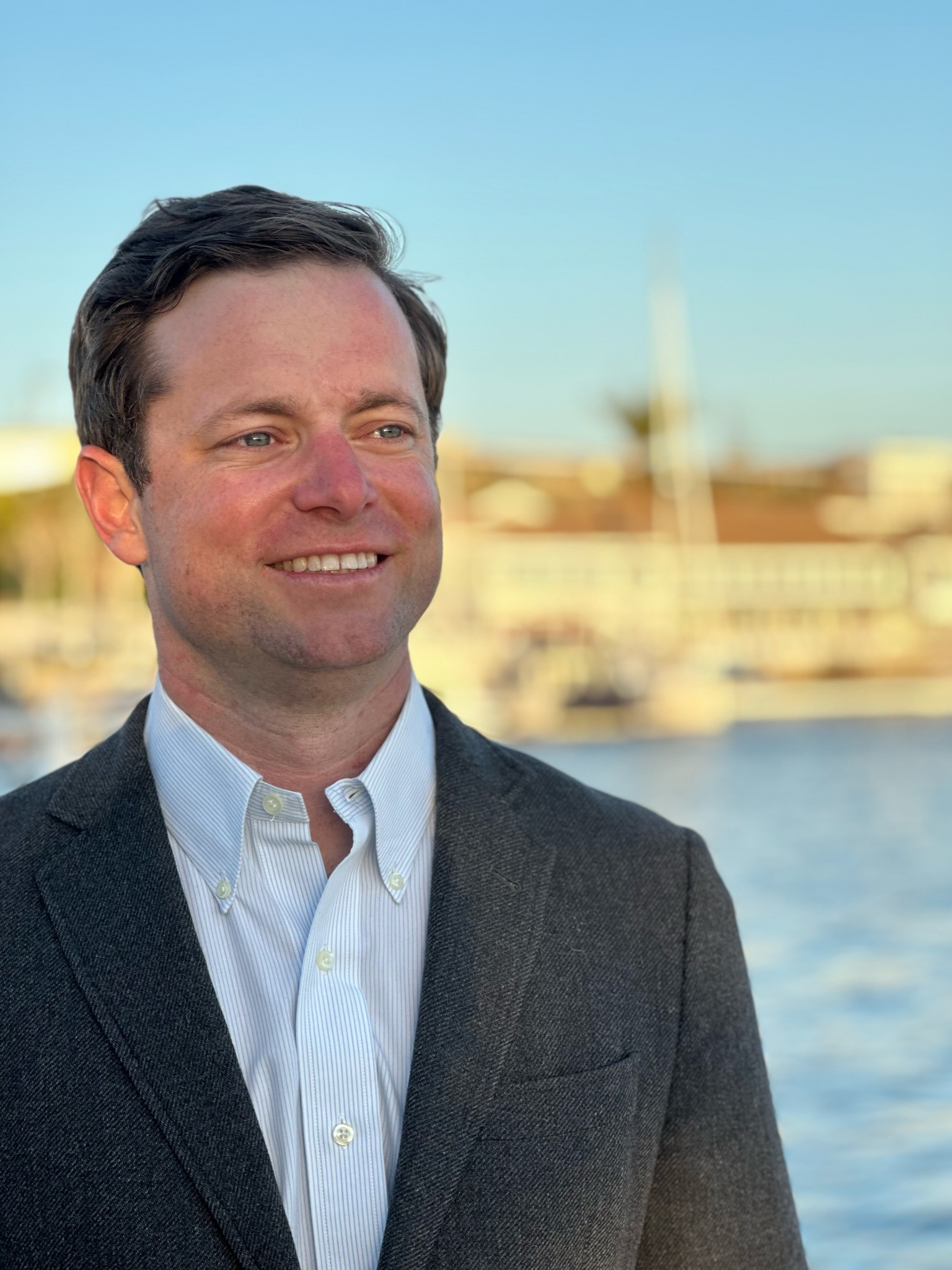 Newport Beach businessman announces bid for seat in CA-47 - Vimarsana News
