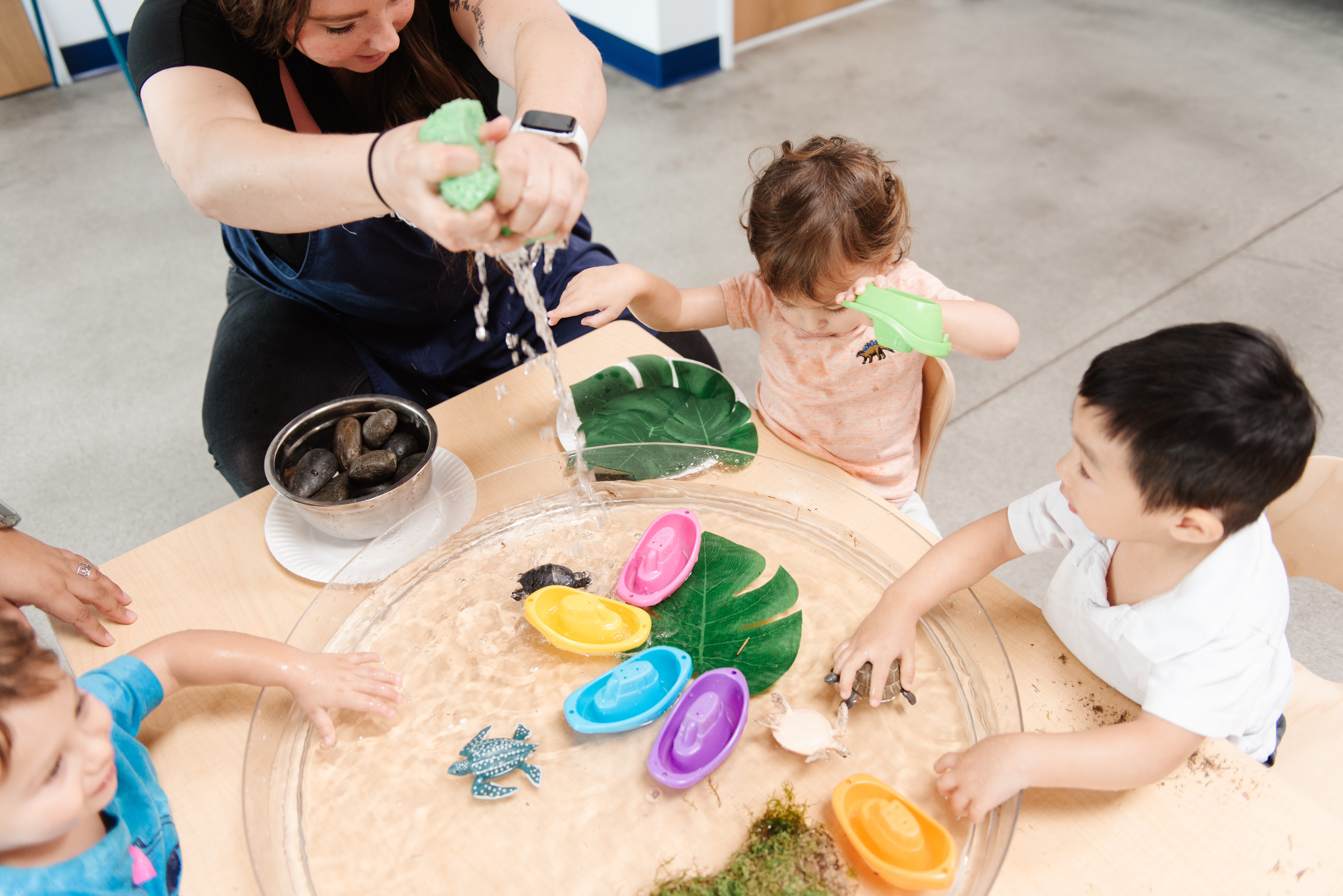 Kinside, WeeCare, Brella take on the U.S. child-care crisis - Vimarsana News