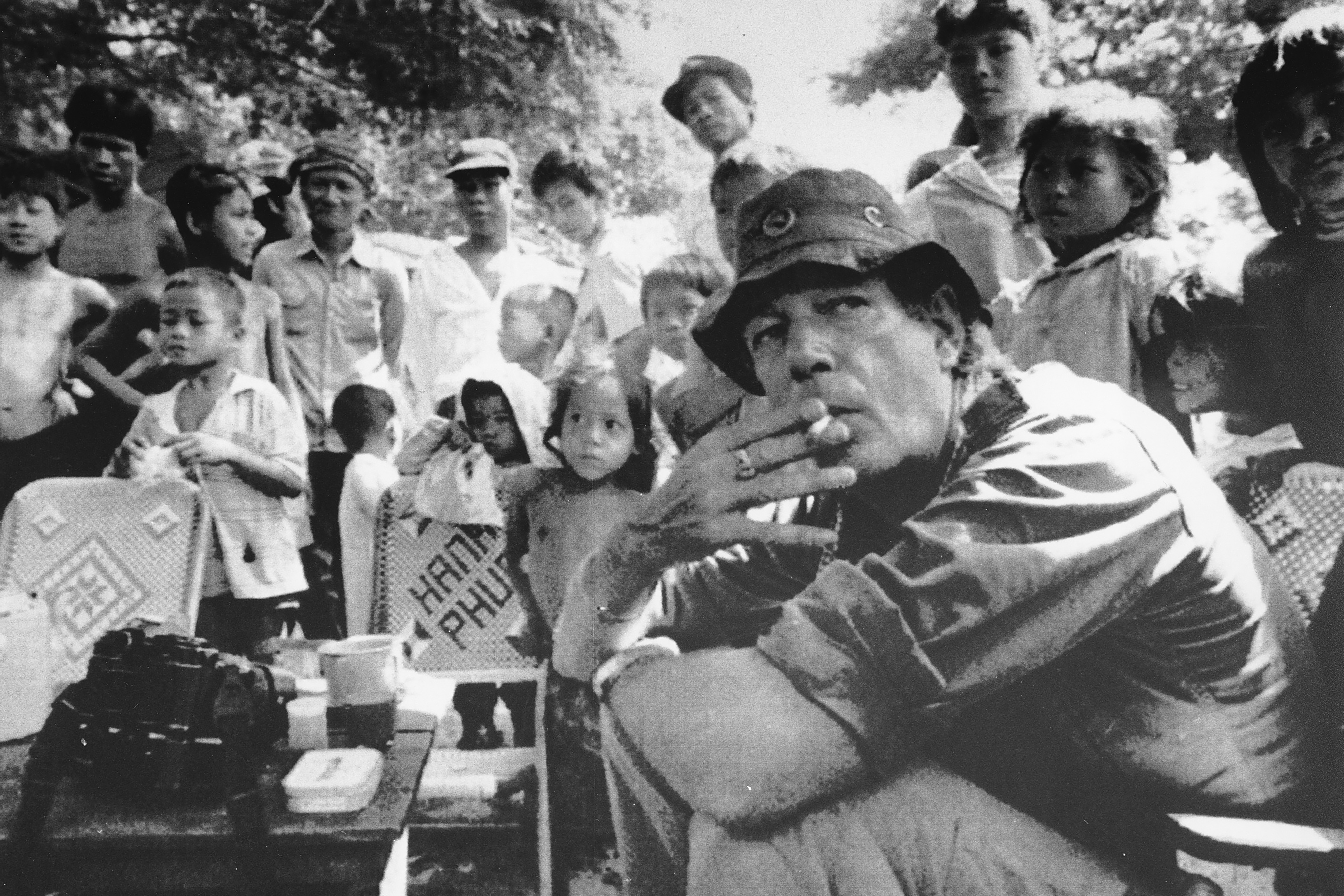Storied Vietnam War photographer Tim Page dies, inspired 'Apocalypse Now' character - Vimarsana News
