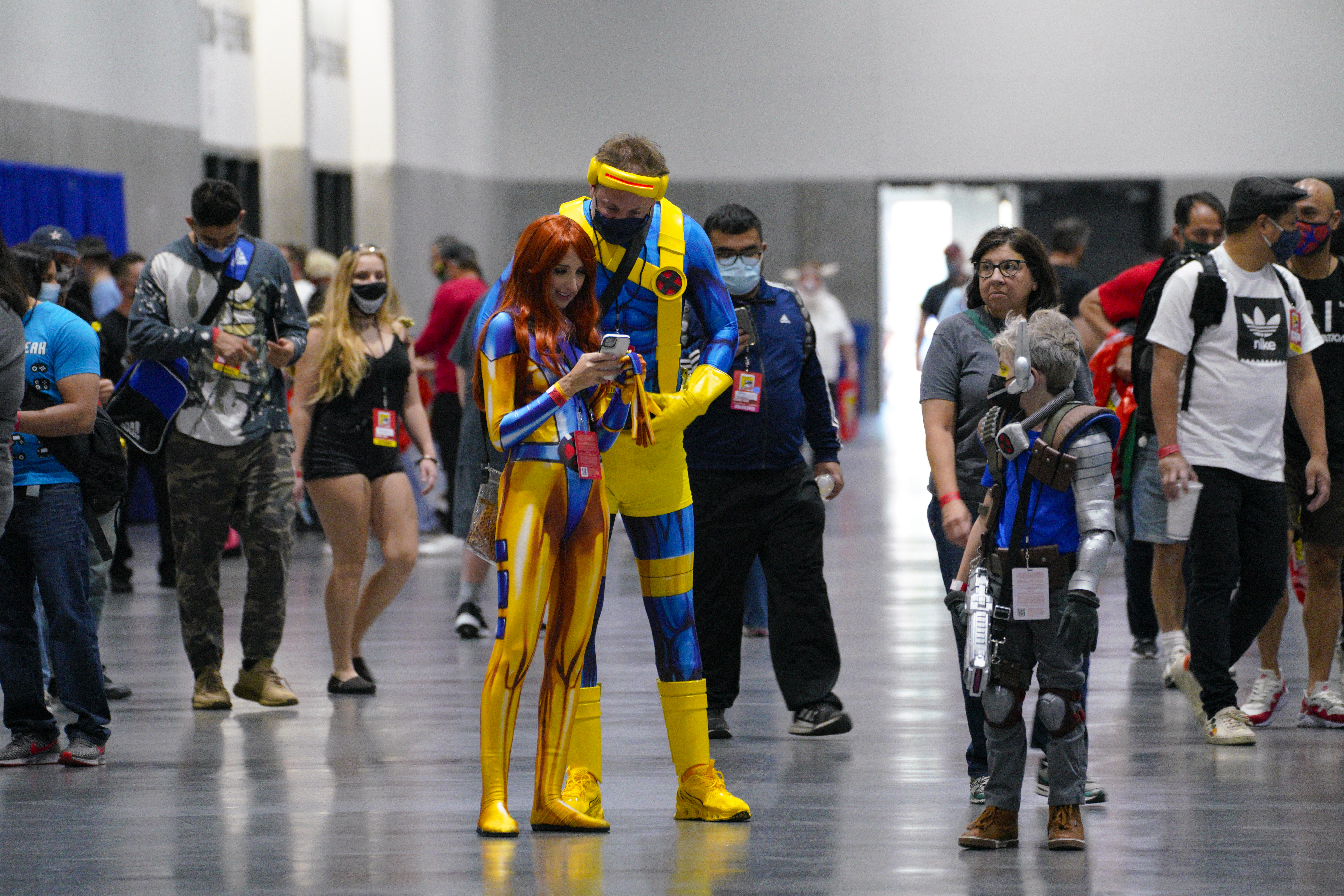 Forget the movie stars. Fandom, cosplay rule at scaled-down San Diego Comic-Con - Vimarsana News