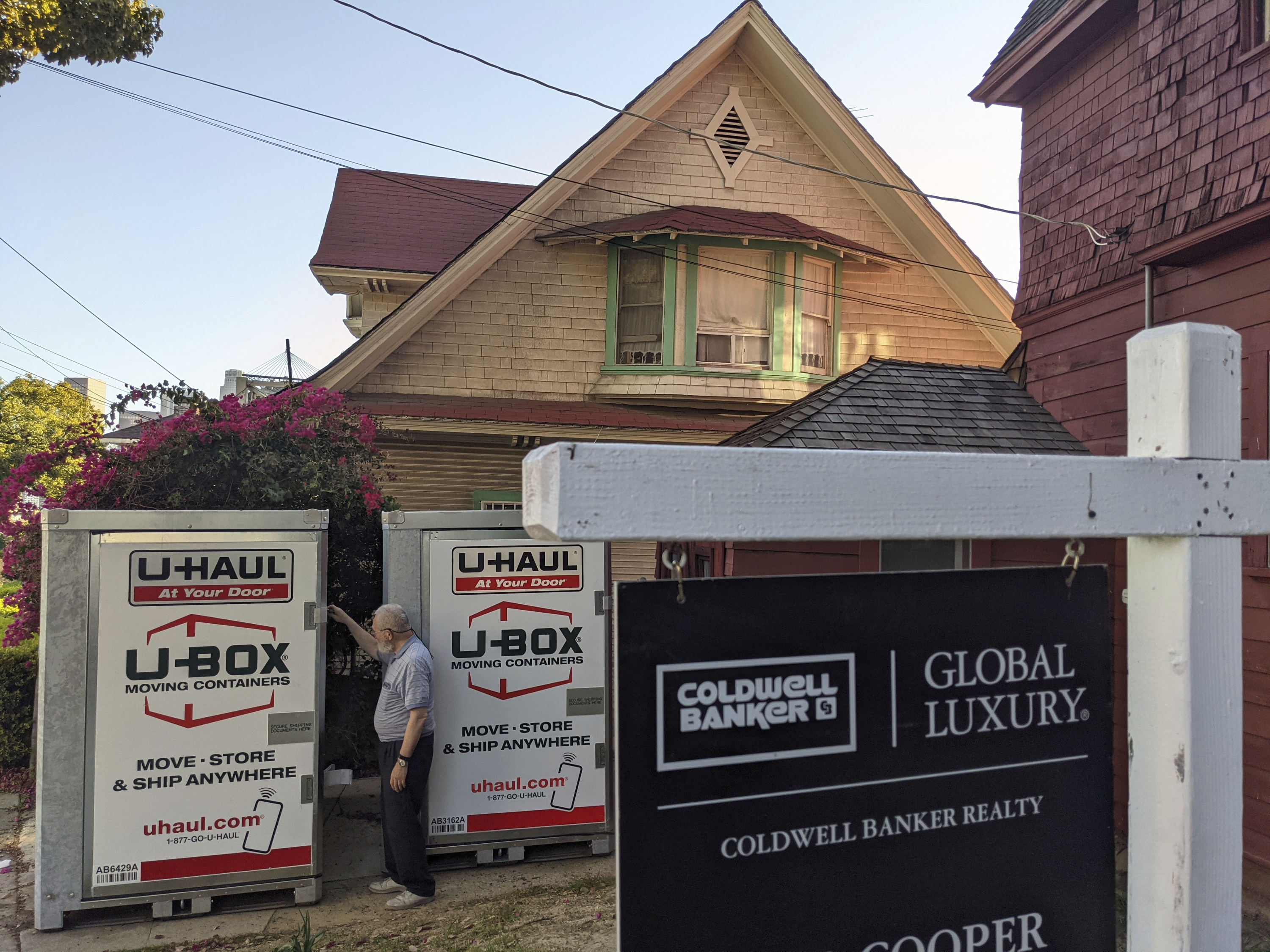 Cost of housing tops all reasons why Californians leave the state - Vimarsana News