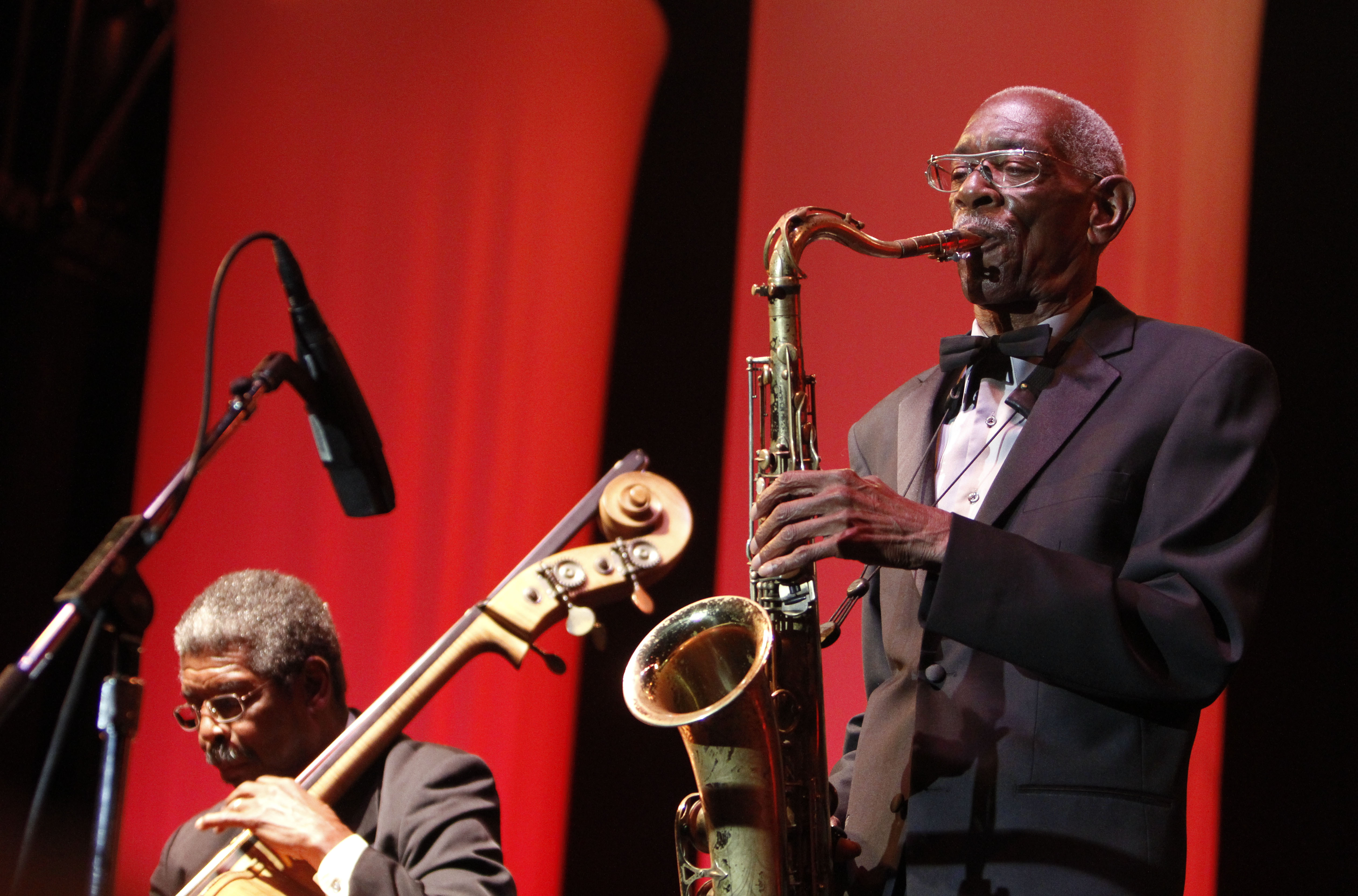 Music Notebook: All-star Daniel Jackson tribute, Lukas Nelson & POTR, King Britt and Friends - Vimarsana News
