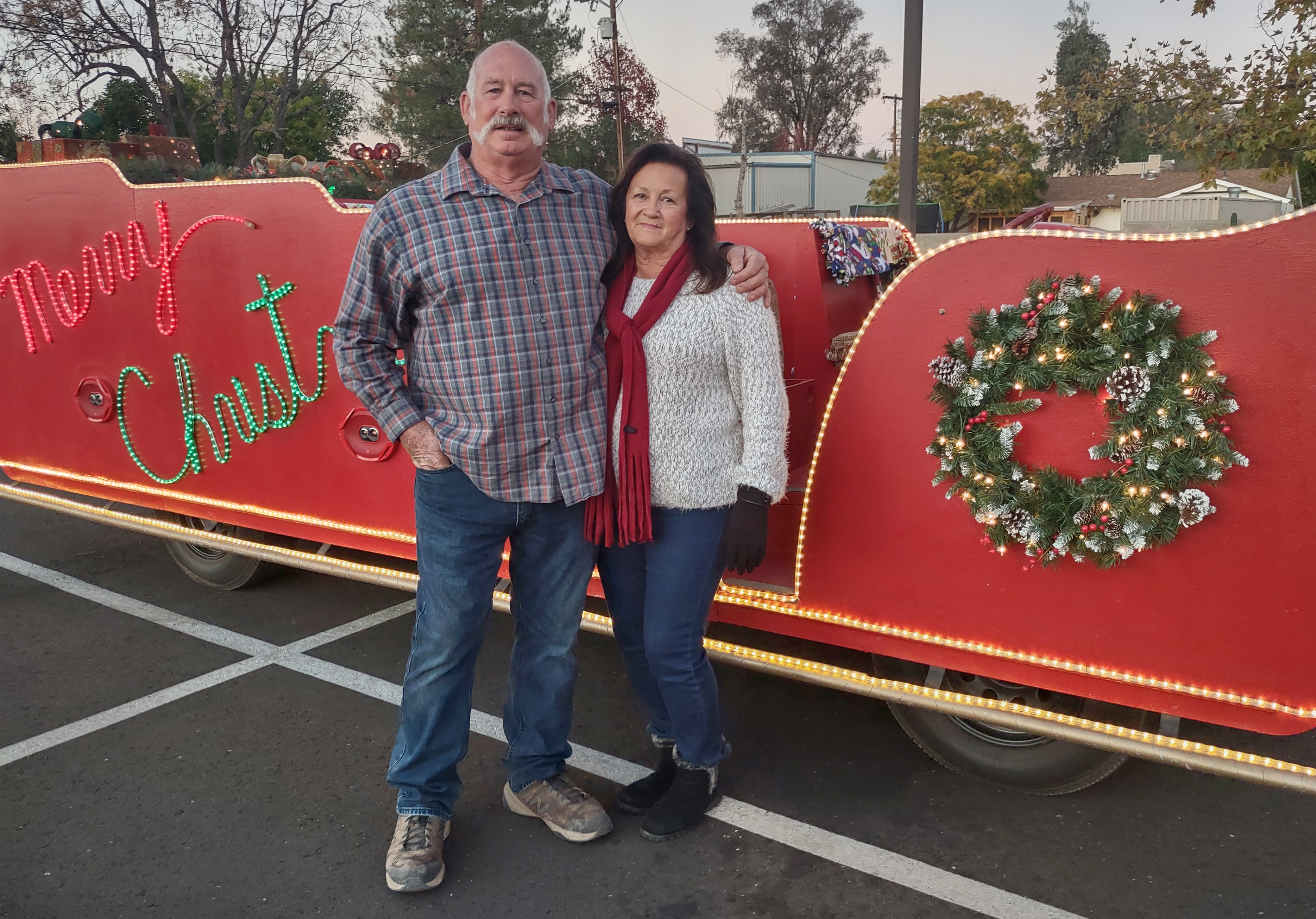 Rides on Ramona's motorized sleigh spread Christmas cheer - Vimarsana News