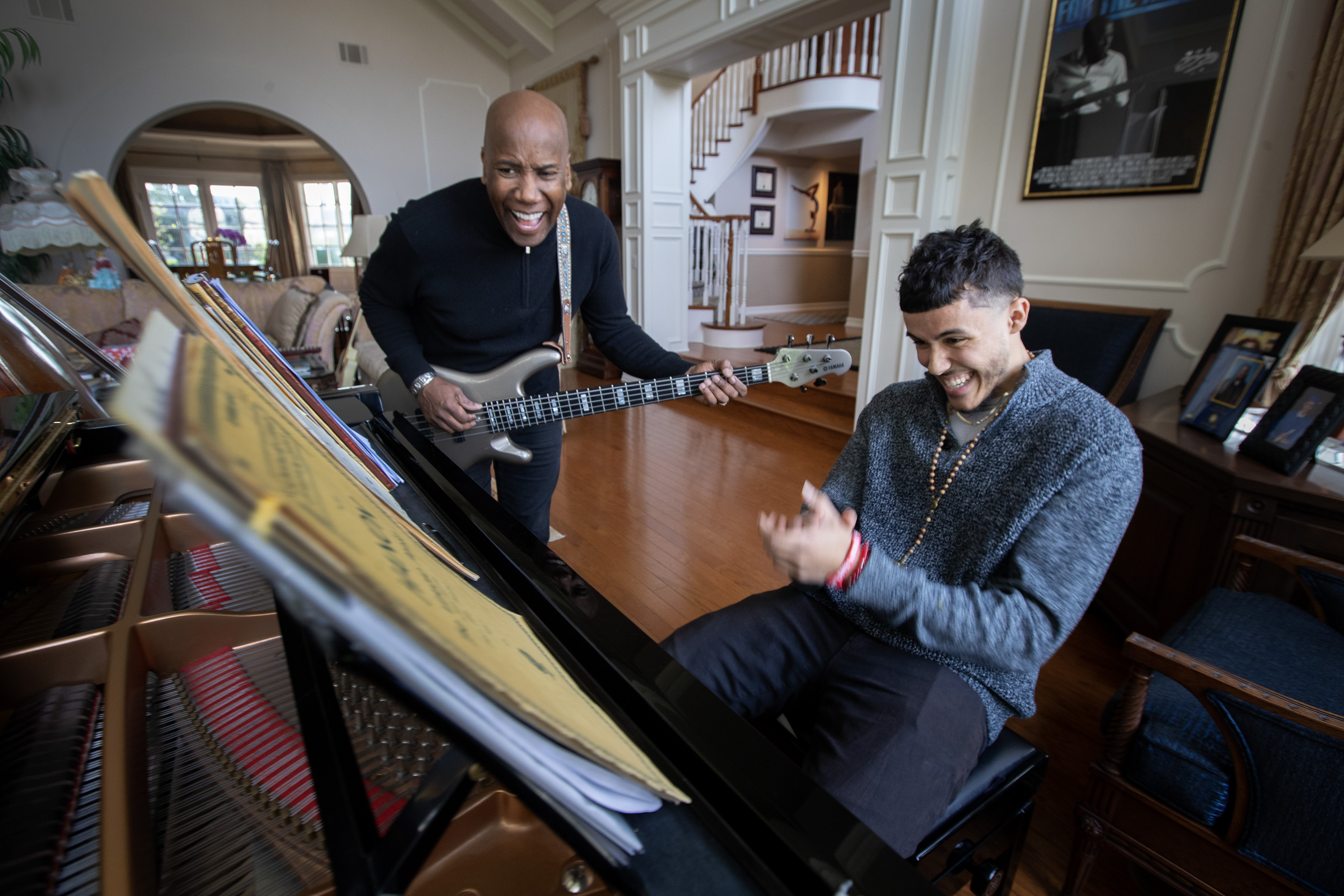 Eric Clapton and Nathan East endorse Cream of Clapton Band, which features East's son and Clapton's nephew - Vimarsana News