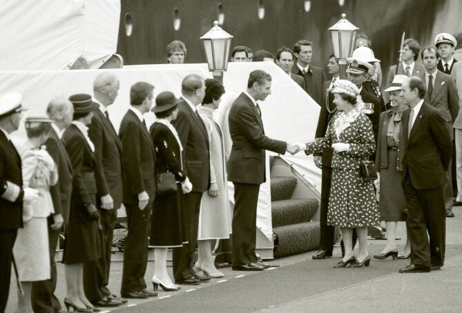 Column: Queen Elizabeth and British royals recalled by San Diegans - Vimarsana News