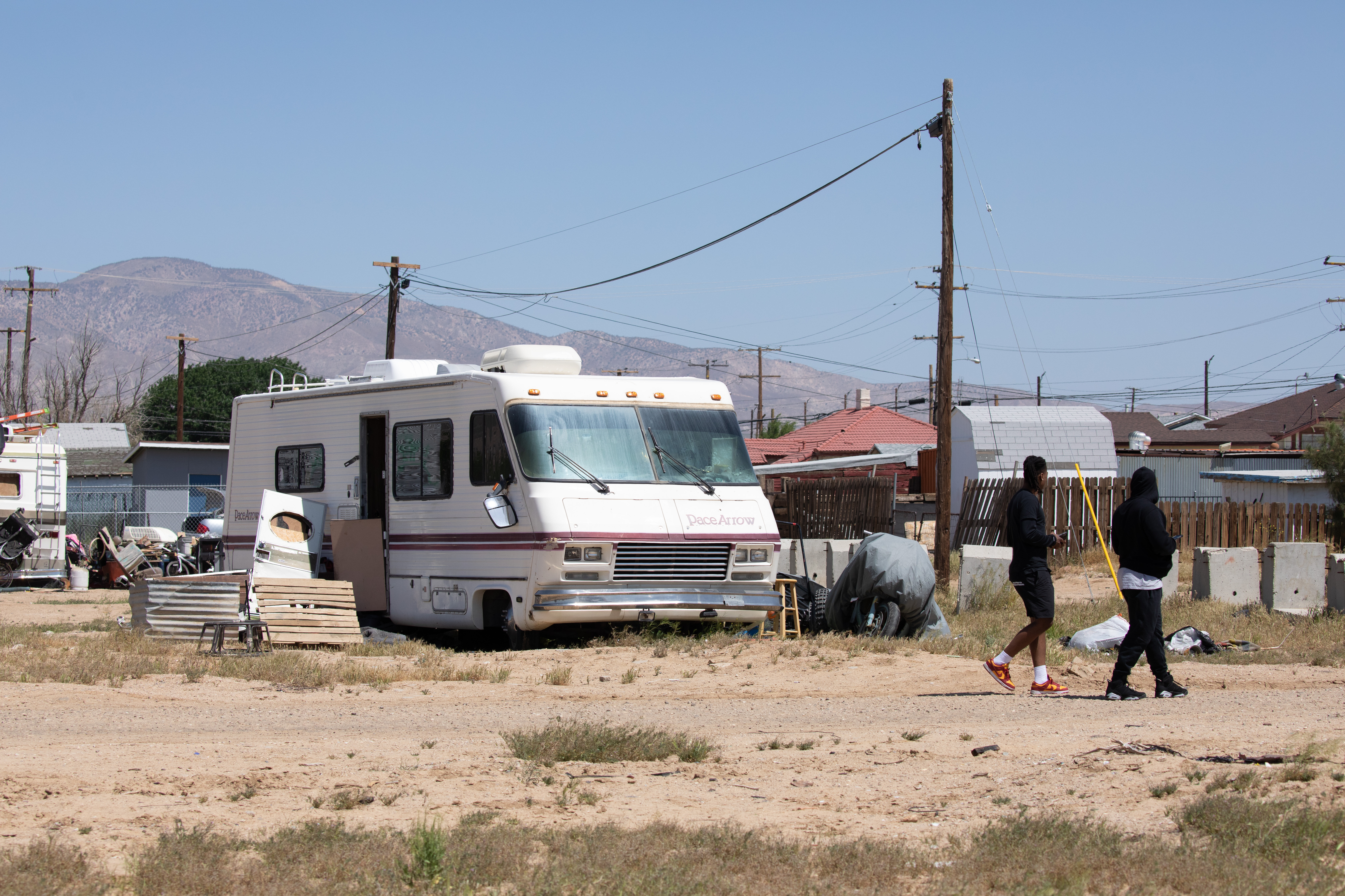 4 killed in mysterious Mojave Desert mass shooting are identified - Vimarsana News