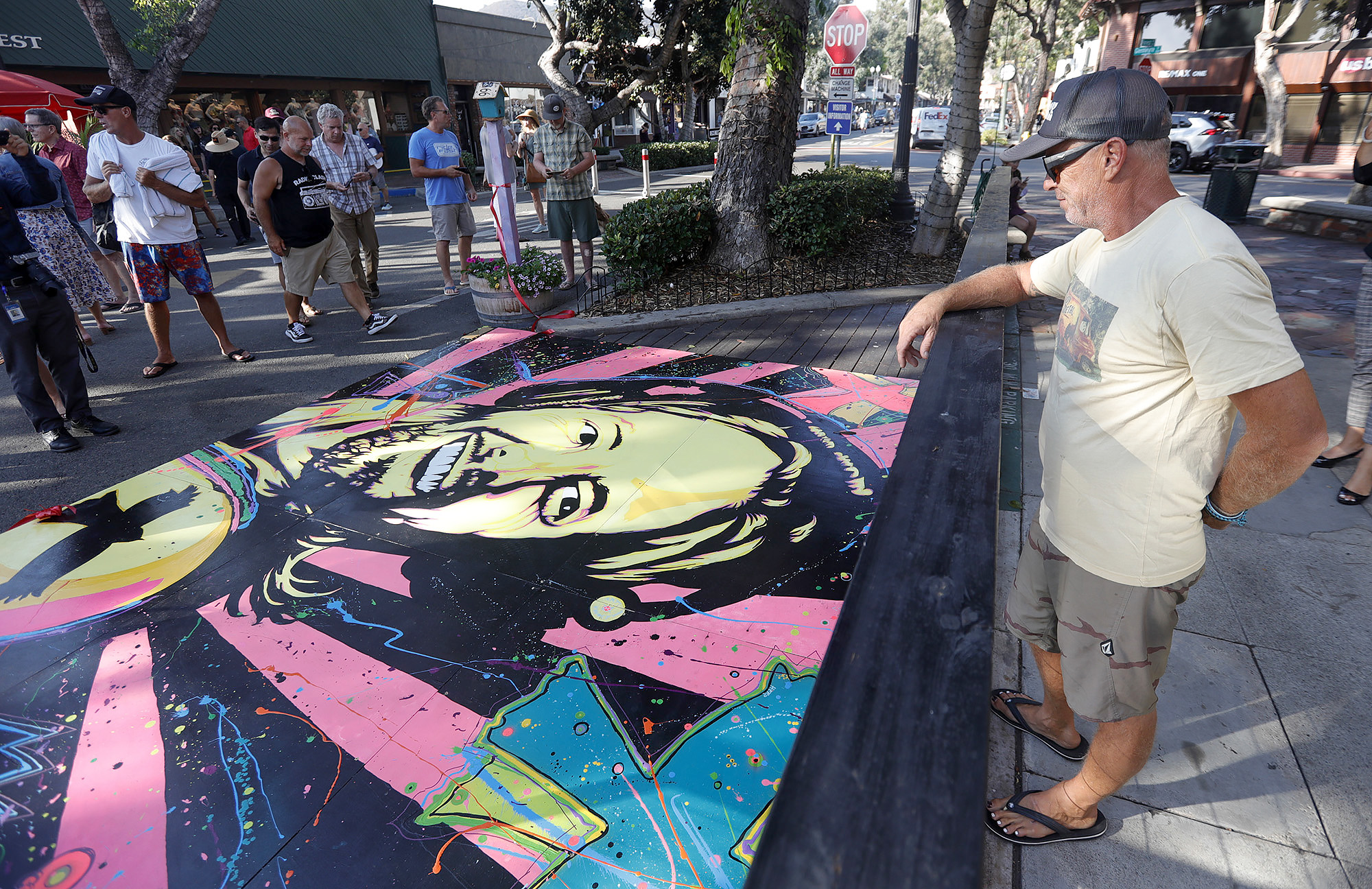Mural honoring Taylor Hawkins installed at Promenade on Forest - Vimarsana News