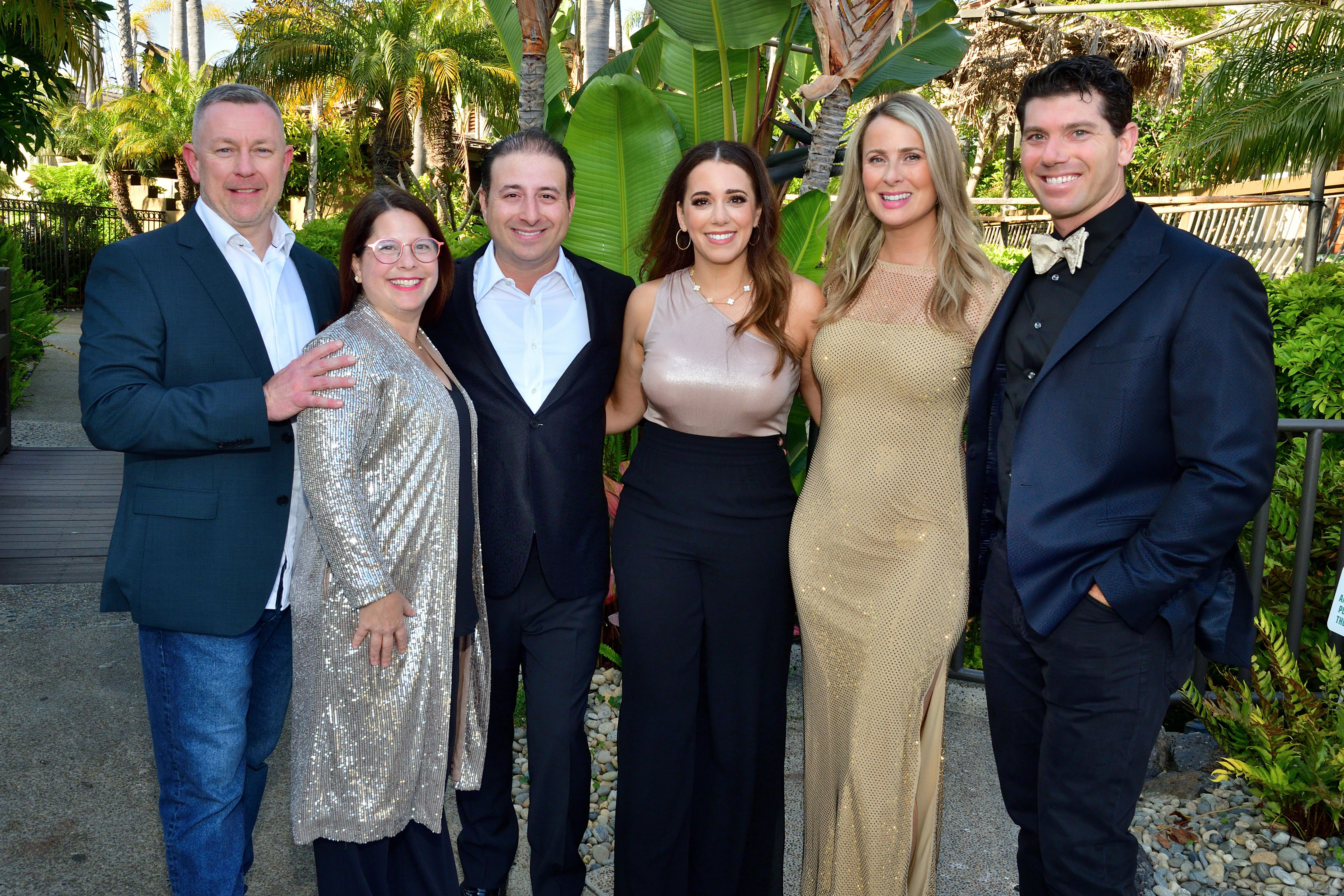 Jewish Community Center rocks and dines at patron party - Vimarsana News