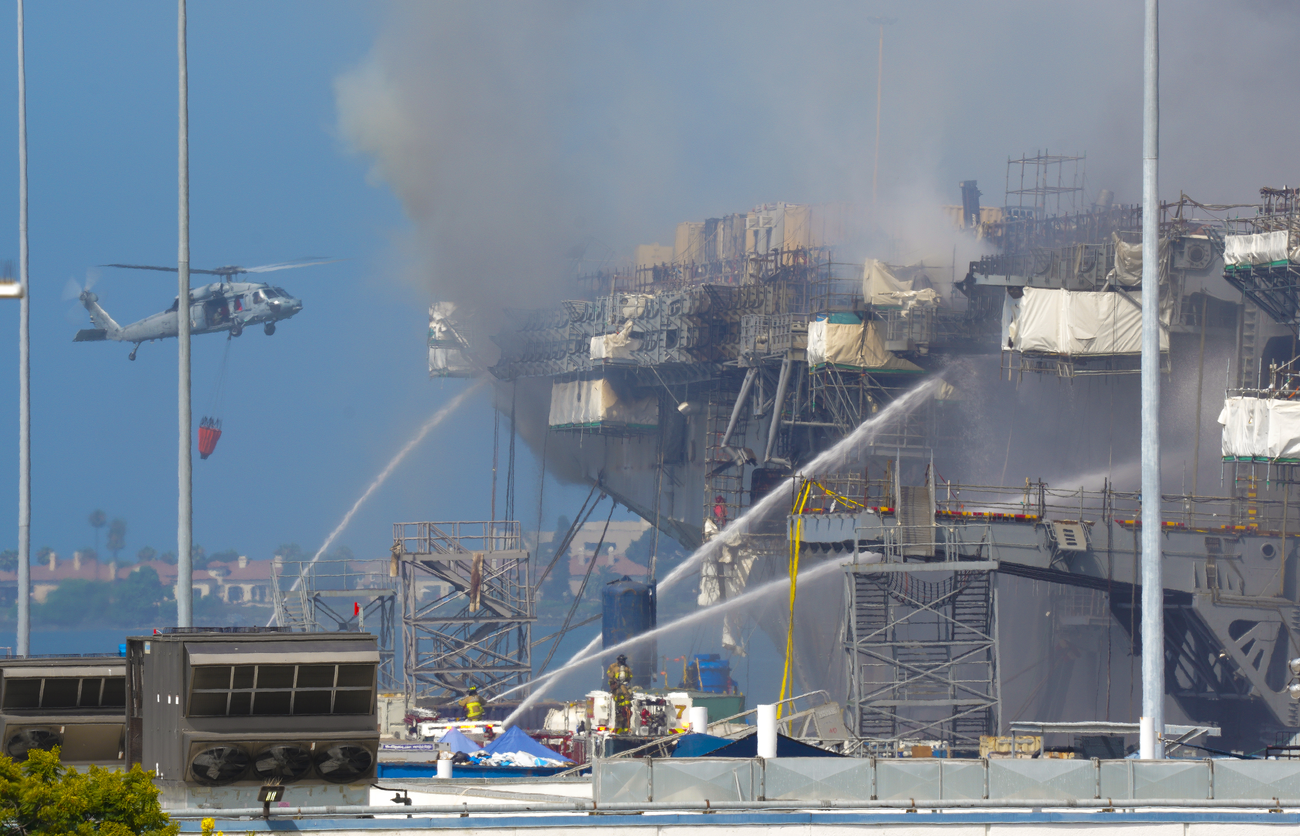 Former Bonhomme Richard captain, executive officer fined $5,000 each in San Diego ship fire, records show - Vimarsana News