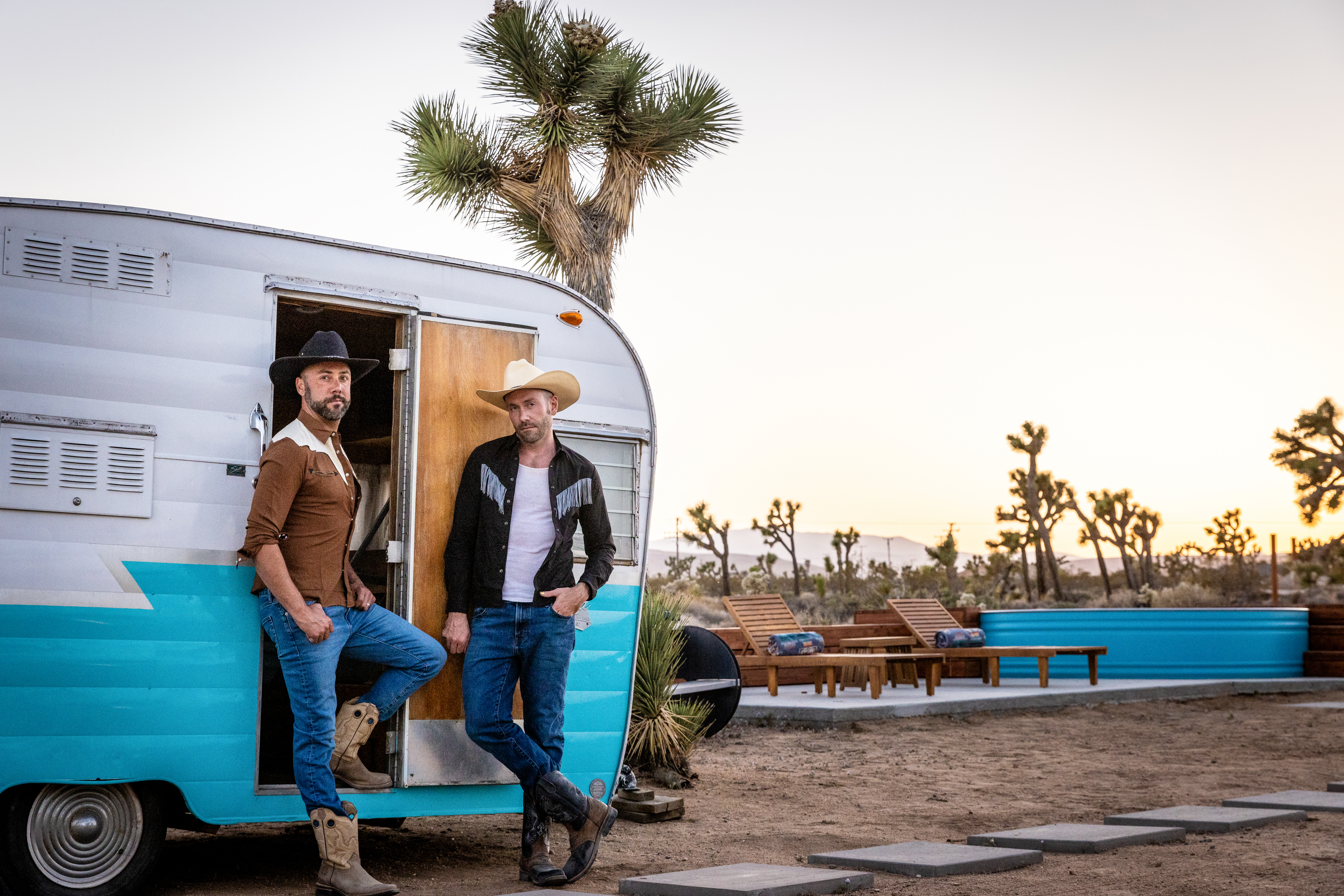 How to move from LA to Joshua Tree's growing gay community - Vimarsana News