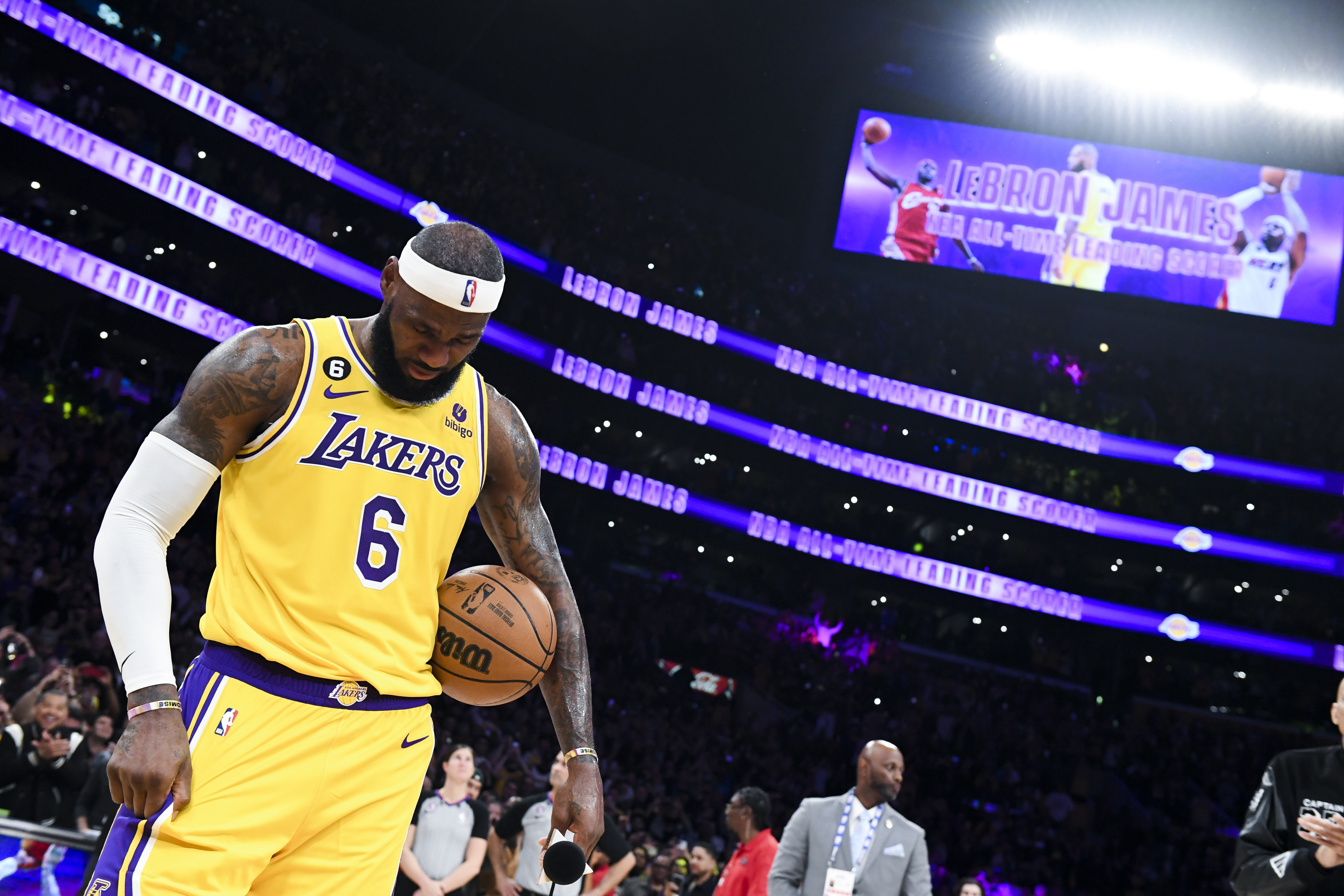 Granderson: LeBron can break records, but how about winning? - Vimarsana News