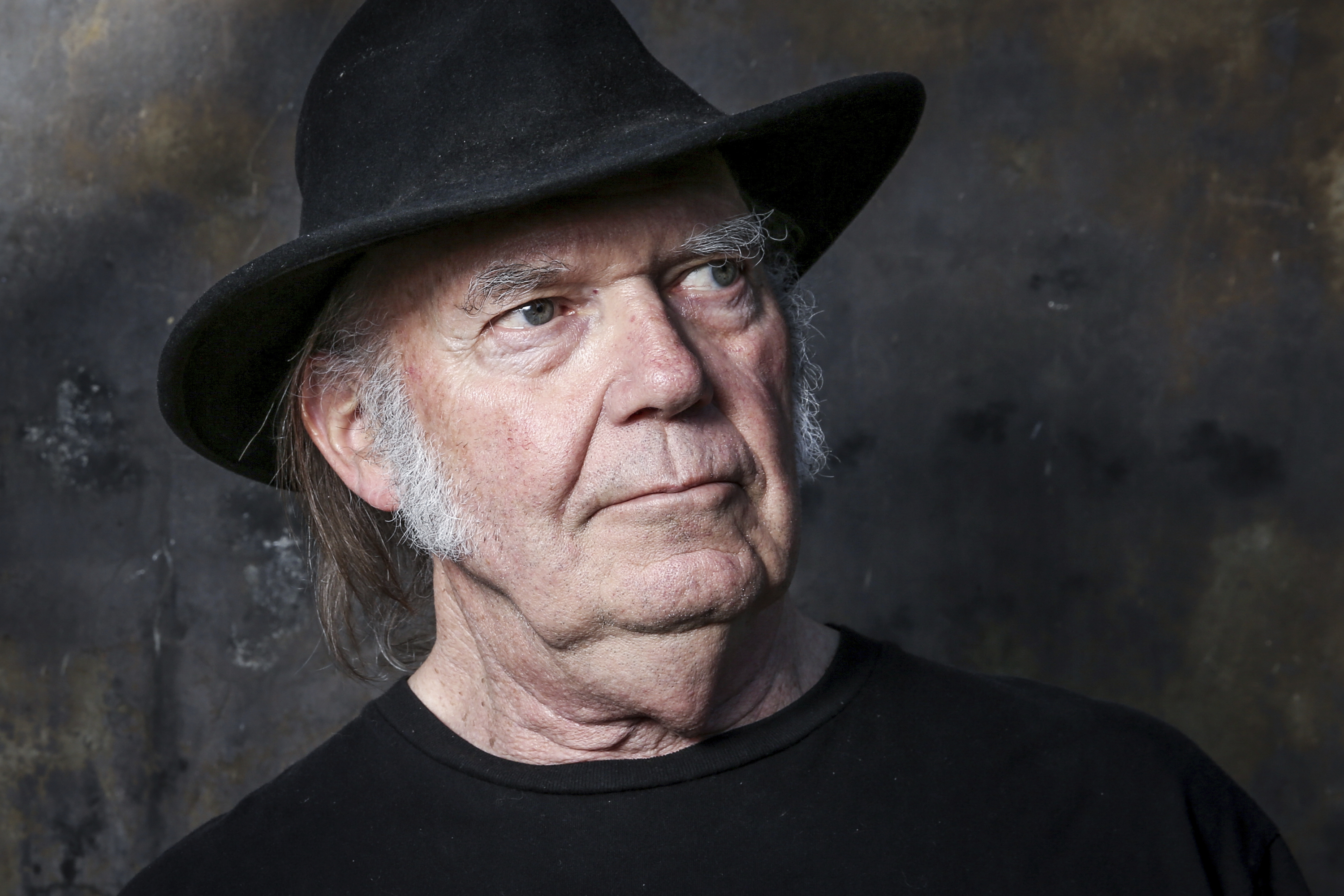 Artists leaving Spotify: Neil Young isn't the first to protest - Vimarsana News
