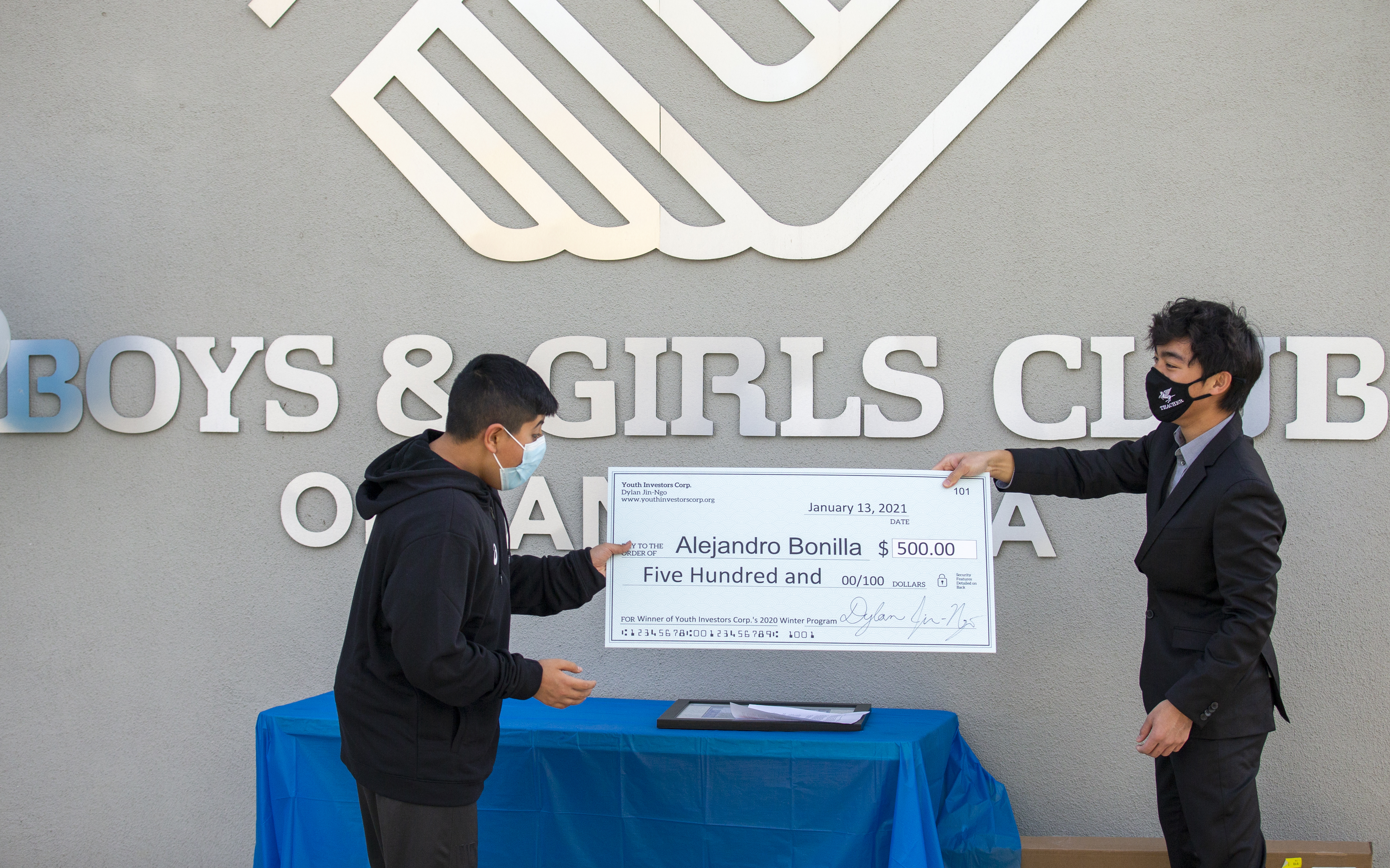 'It's not a game of luck': Orange County kids learn tricks of the stock market trade - Vimarsana News
