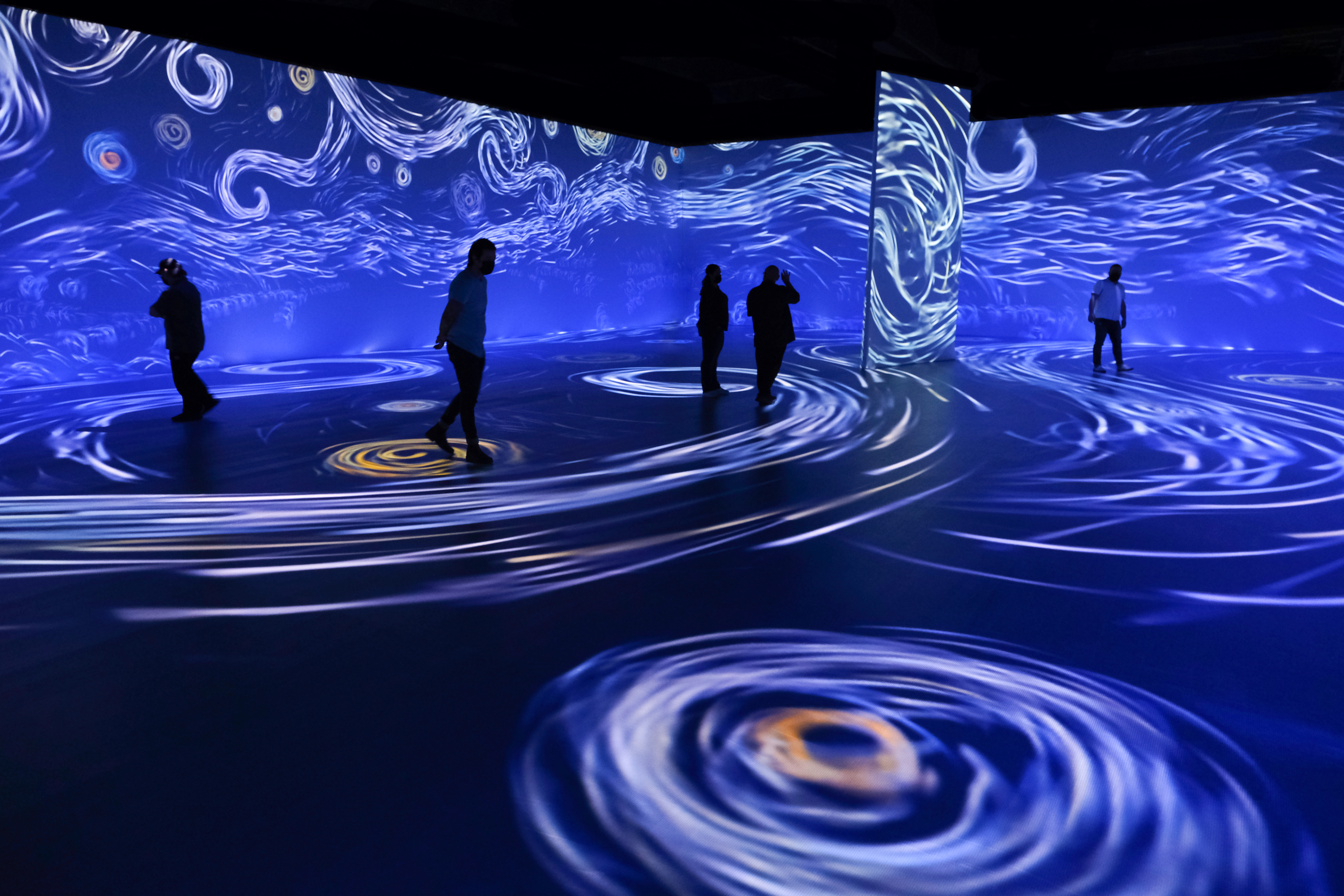 Review: Immersive 'Beyond Van Gogh' finally in San Diego. Here's what it's like walking through the exhibit - Vimarsana News