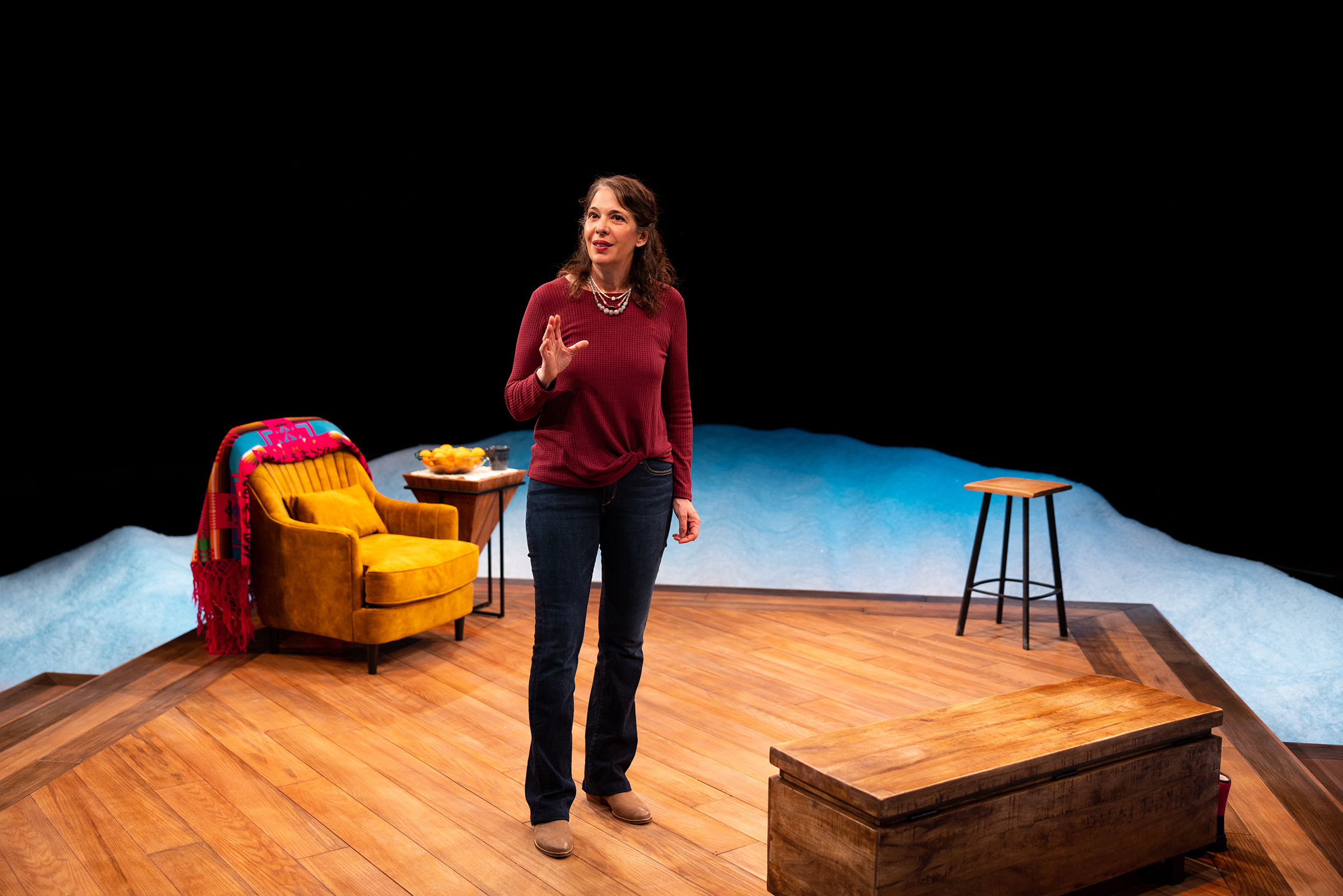Review: Old Globe's 'Mala' looks poignantly at the struggles, rewards of caregiving for a dying parent - Vimarsana News