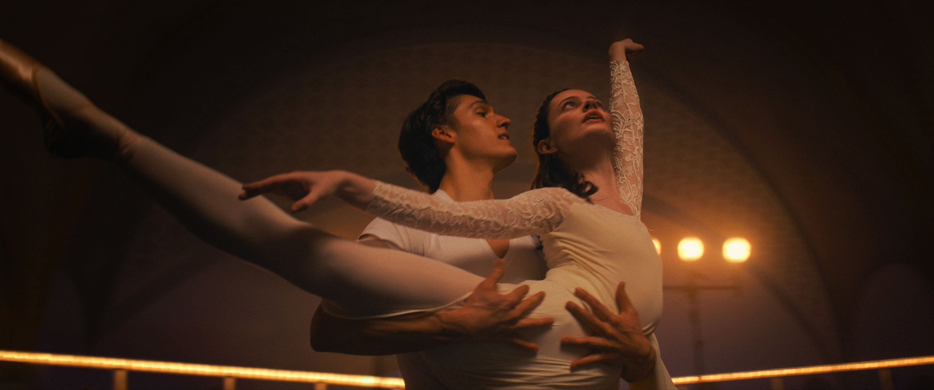 Review: 'Birds of Paradise' looks for hope in a dark ballet world - Vimarsana News