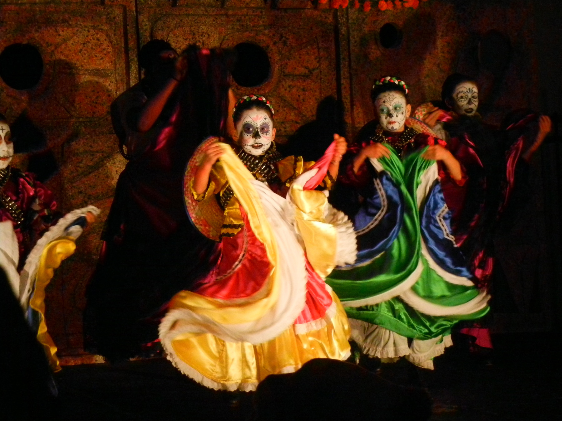 Celebrate Día de los Muertos with 10 free and family friendly events this weekend - Vimarsana News