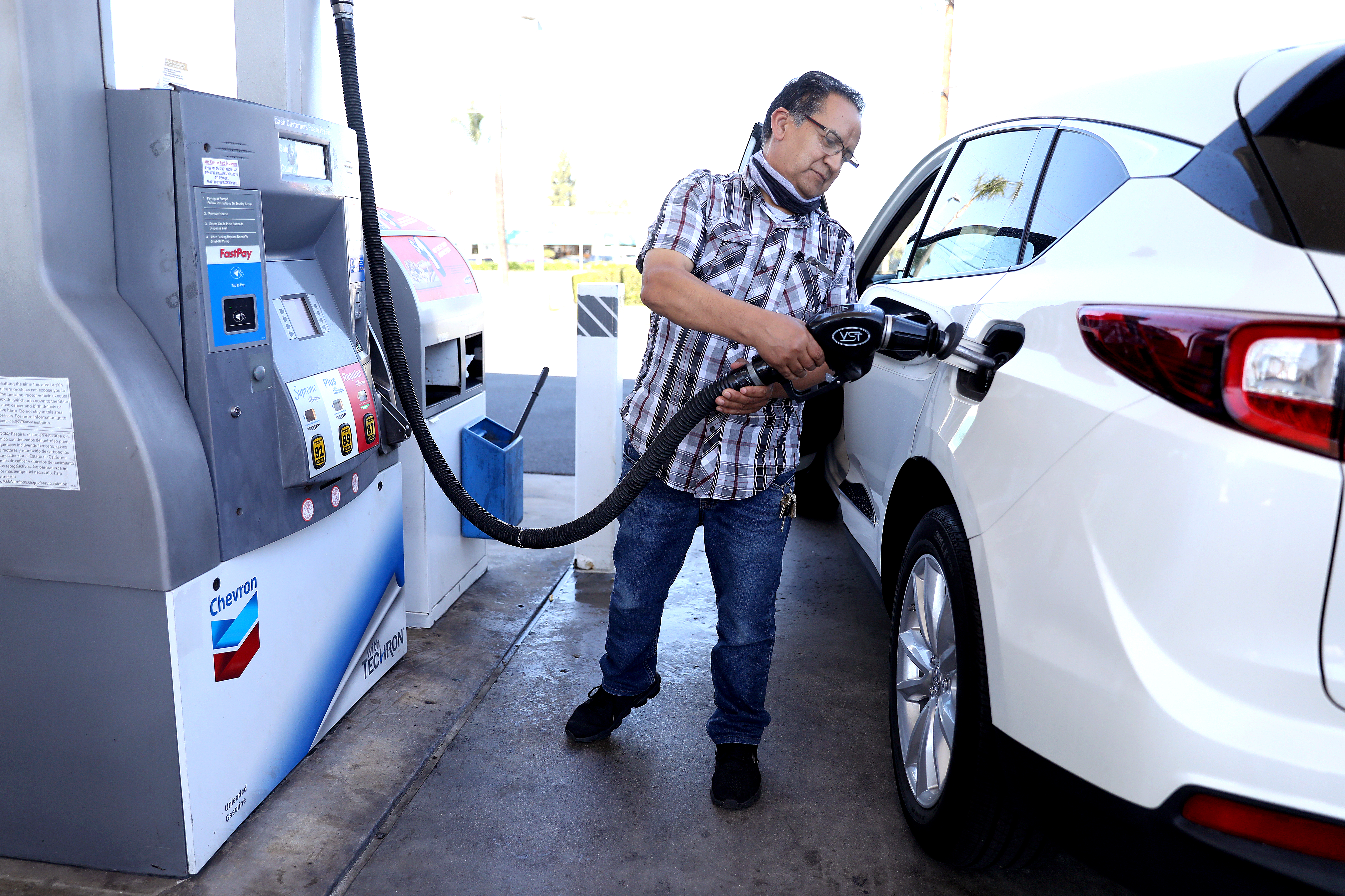 Newsom's pledge reignites debate over California gas tax - The San Diego Union-Tribune - Vimarsana News