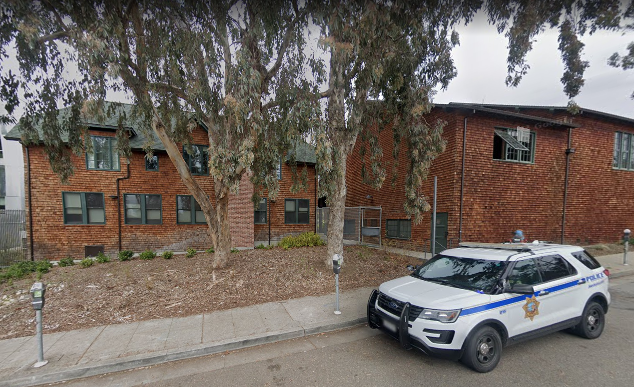 4 people rescued from fire at historic UC Berkeley building - Vimarsana News