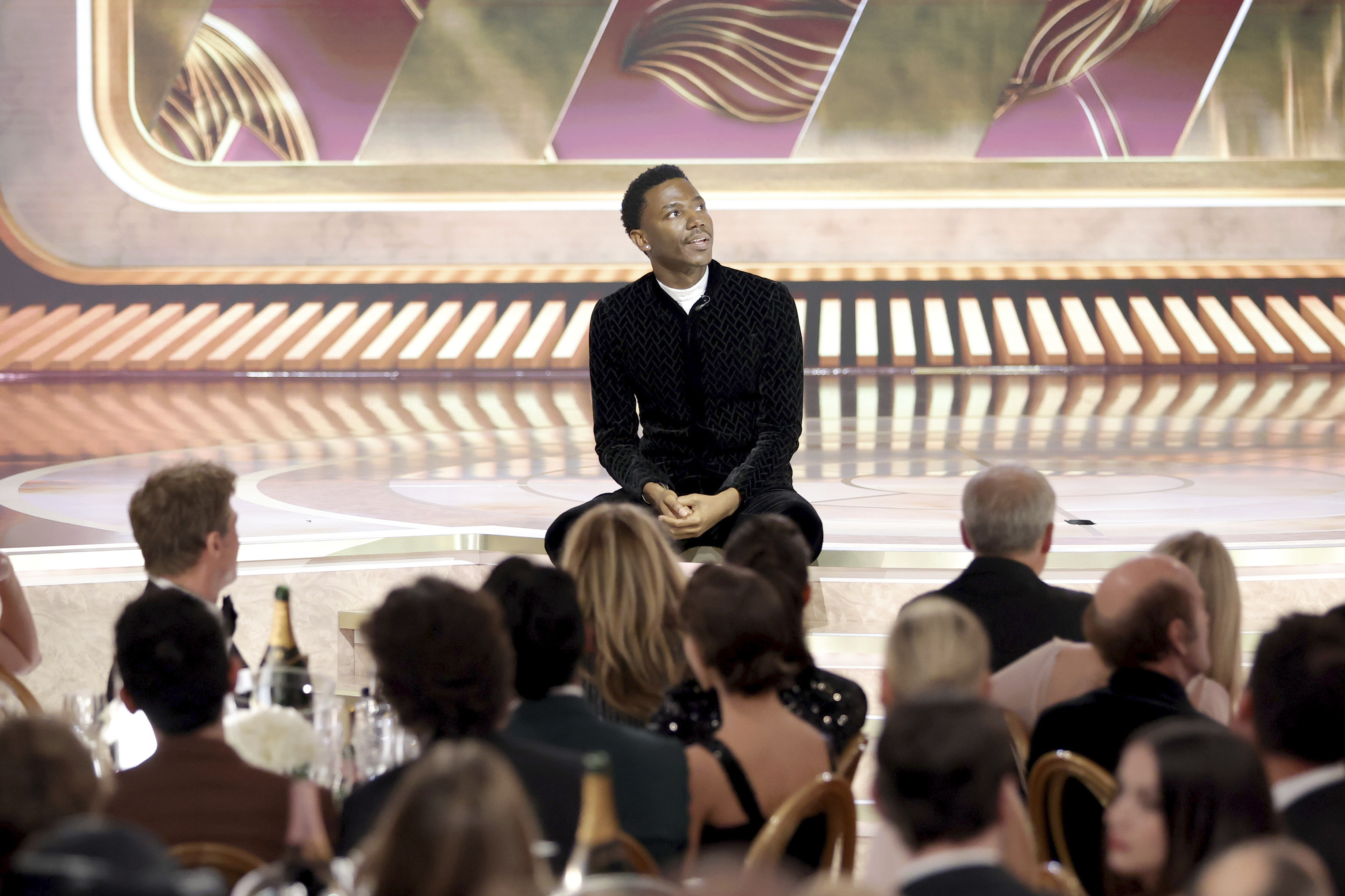 How Jerrod Carmichael roasted Hollywood at Golden Globes 2023 - Vimarsana News
