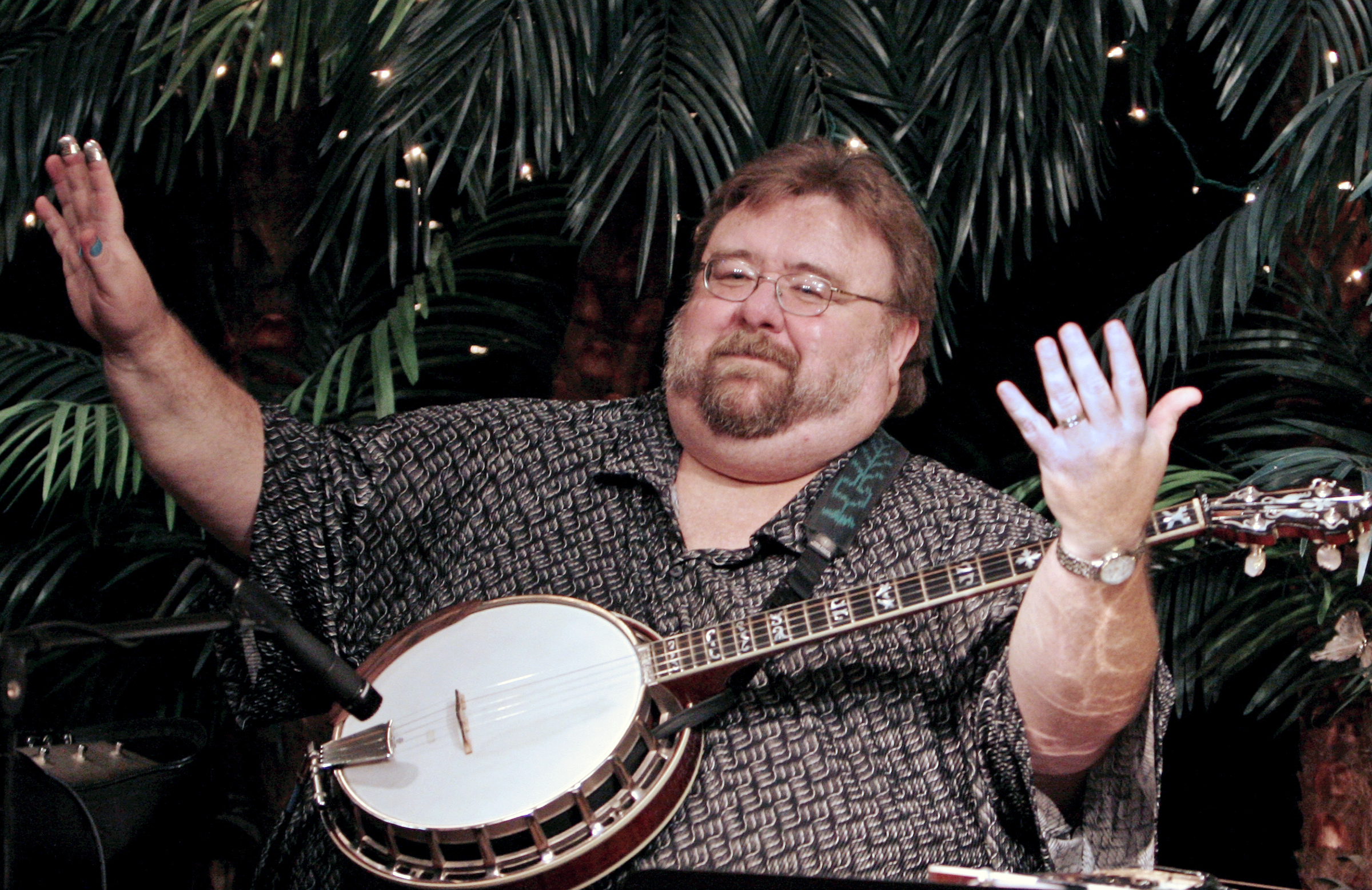 'Lord of the Strings' Dennis Caplinger, two-time Grammy winner, has died at 57: 'Everyone was in awe of him' - Vimarsana News