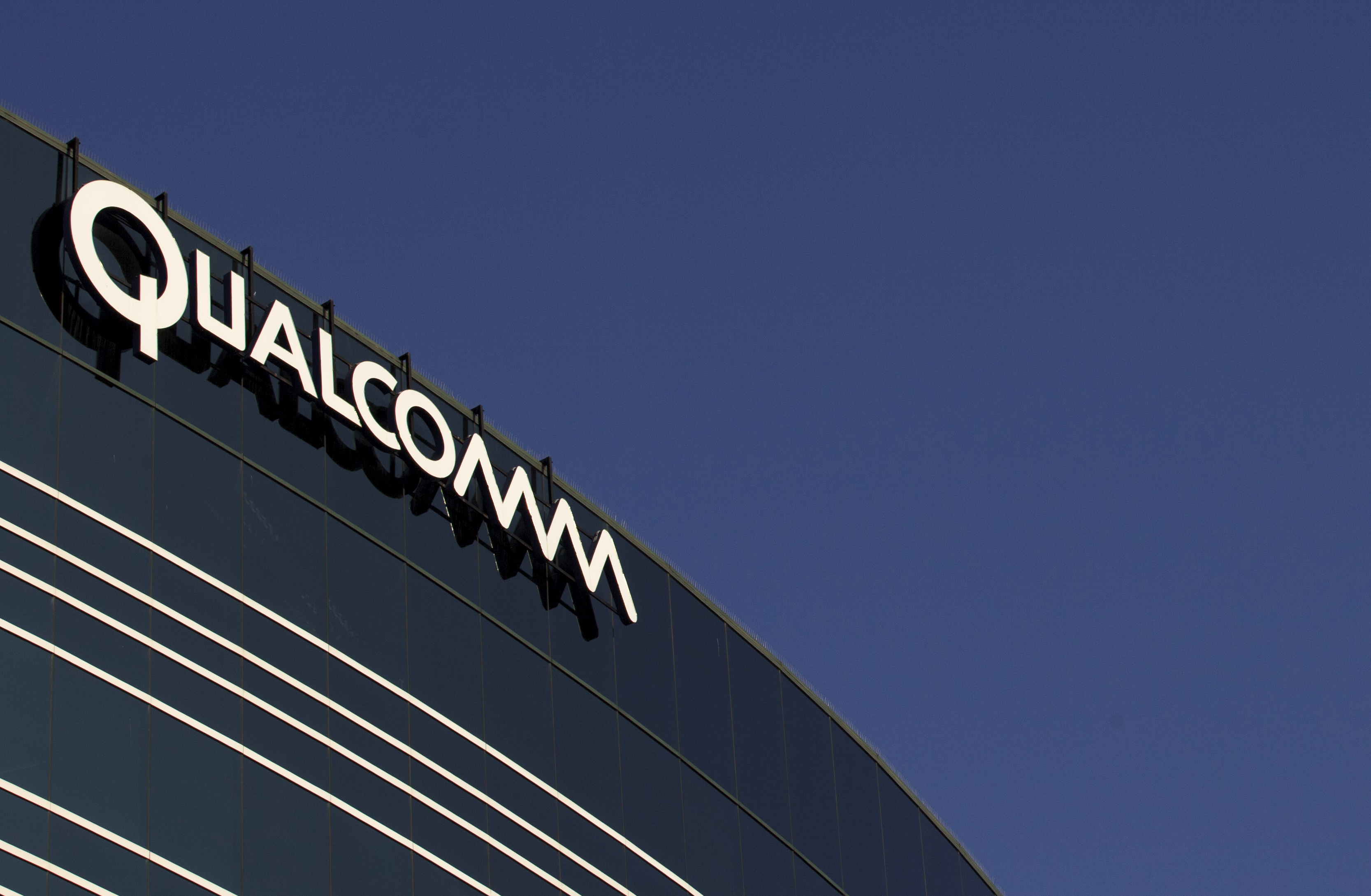 Qualcomm sued by longtime partner Arm over high-performance chip technology - Vimarsana News