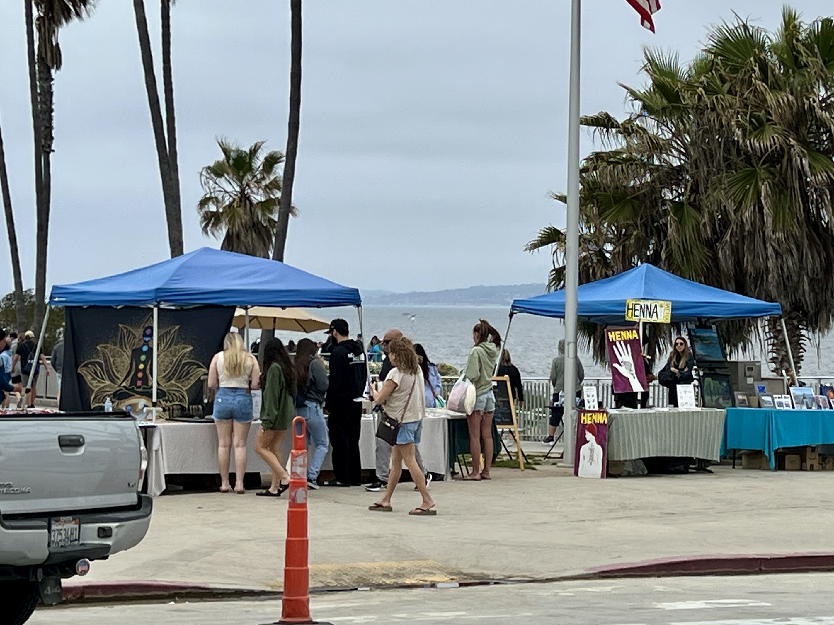 Ordinance enforcement on shoreline vendors still unclear - Vimarsana News