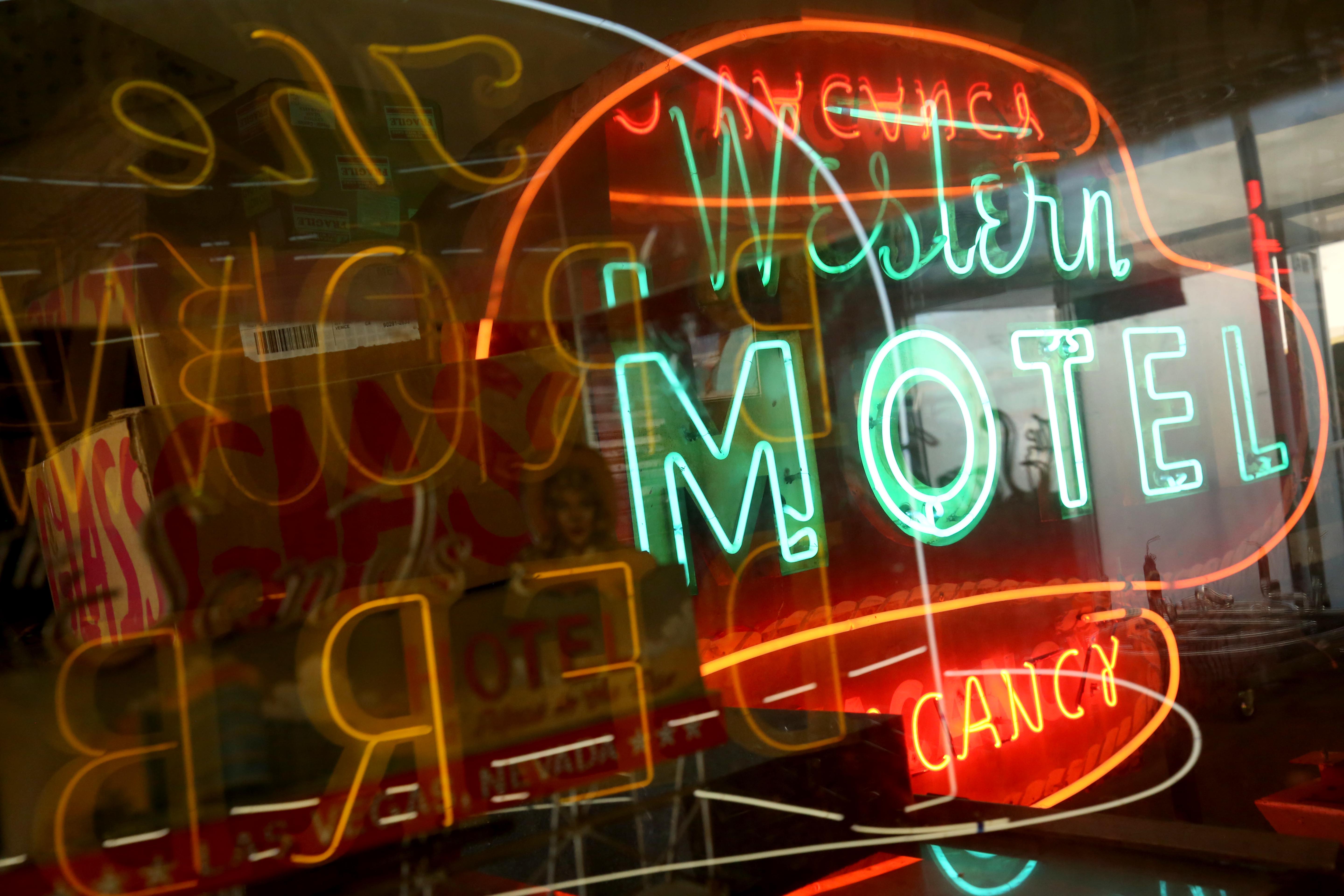Museum of Neon Art's storage facility opens for rare glimpse - Vimarsana News