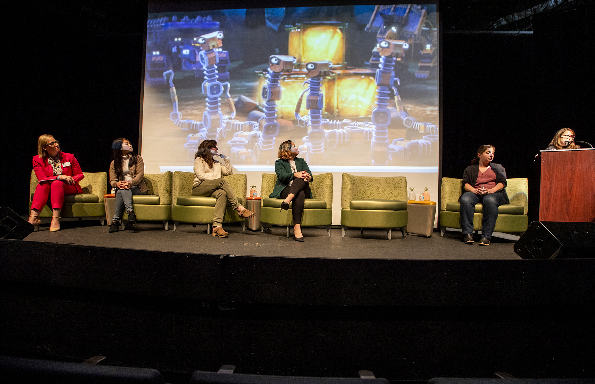 Local women's leaders talk shop at STEAM panel in Huntington Beach - Vimarsana News