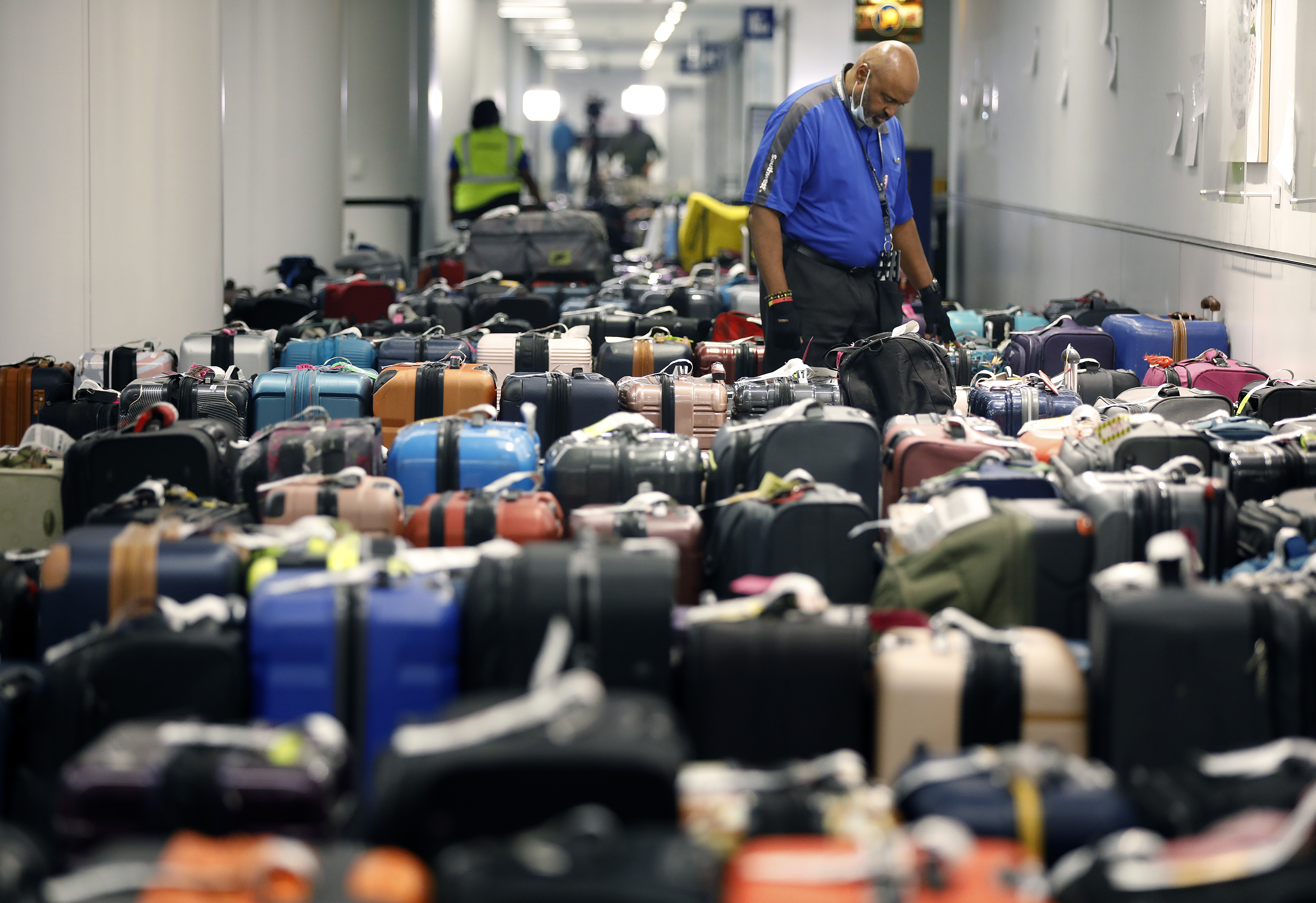 Hiltzik: Where was Southwest's board? - Los Angeles Times - Vimarsana News